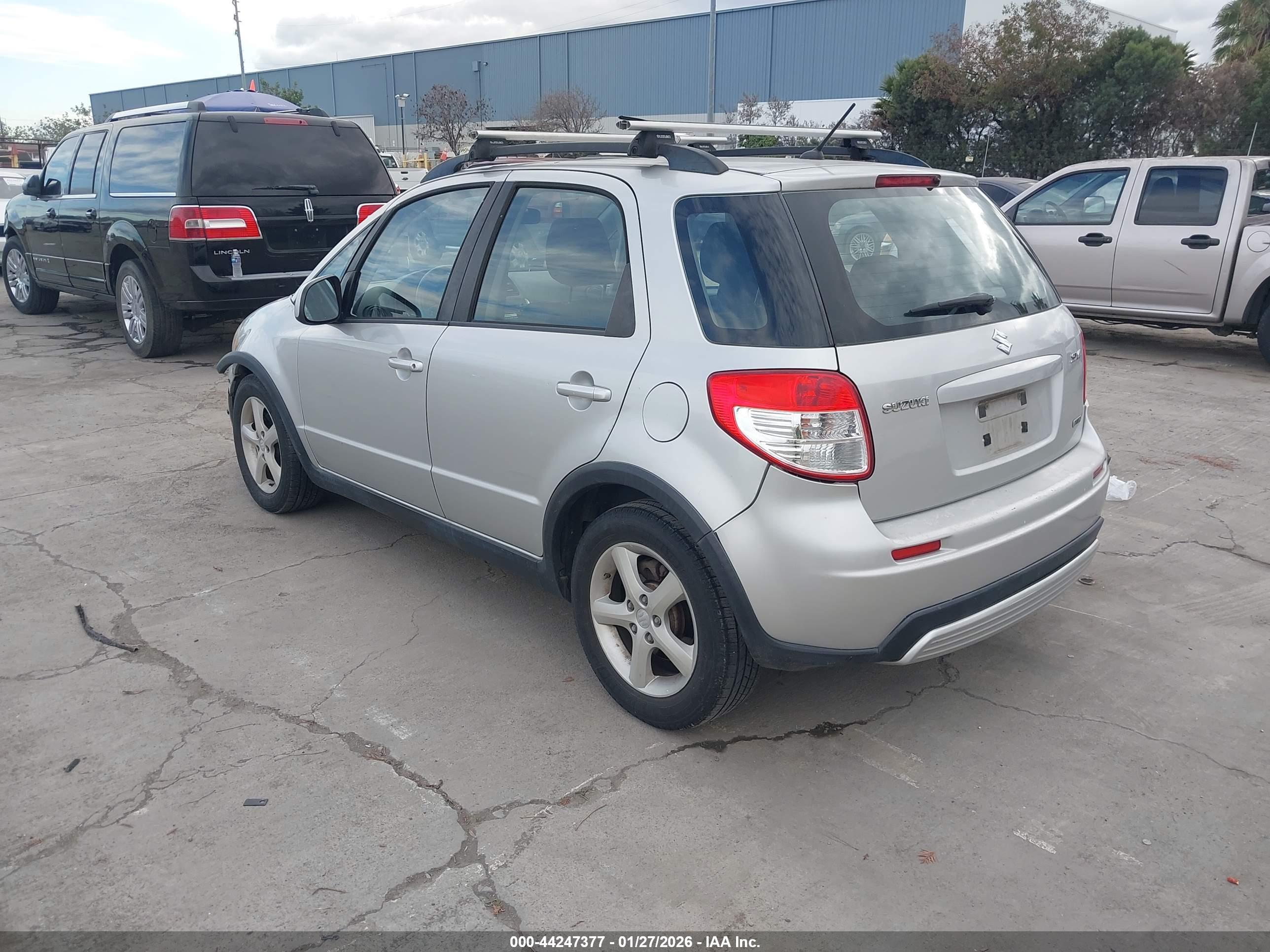 SUZUKI SX4 image 3