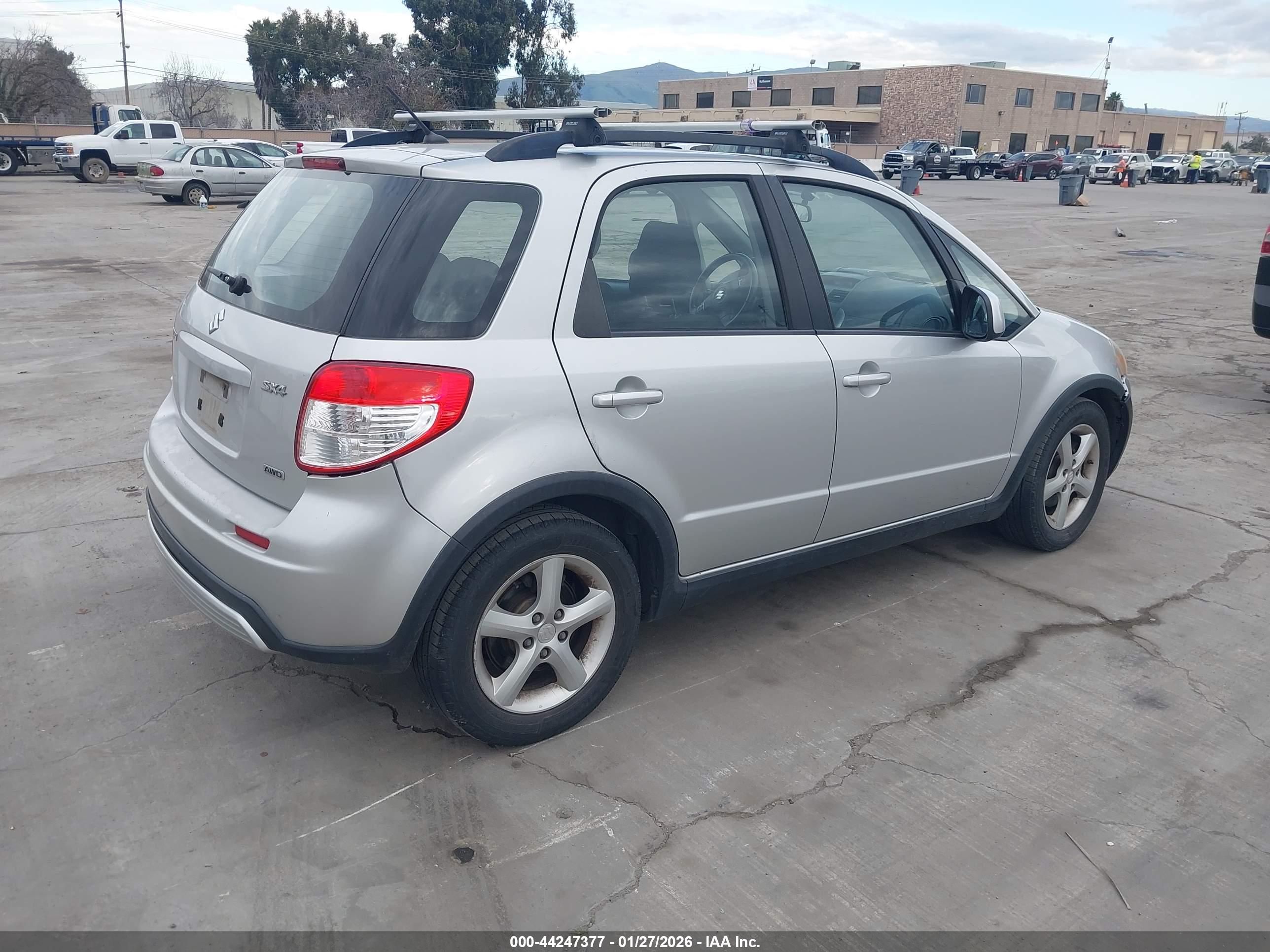 SUZUKI SX4 image 4