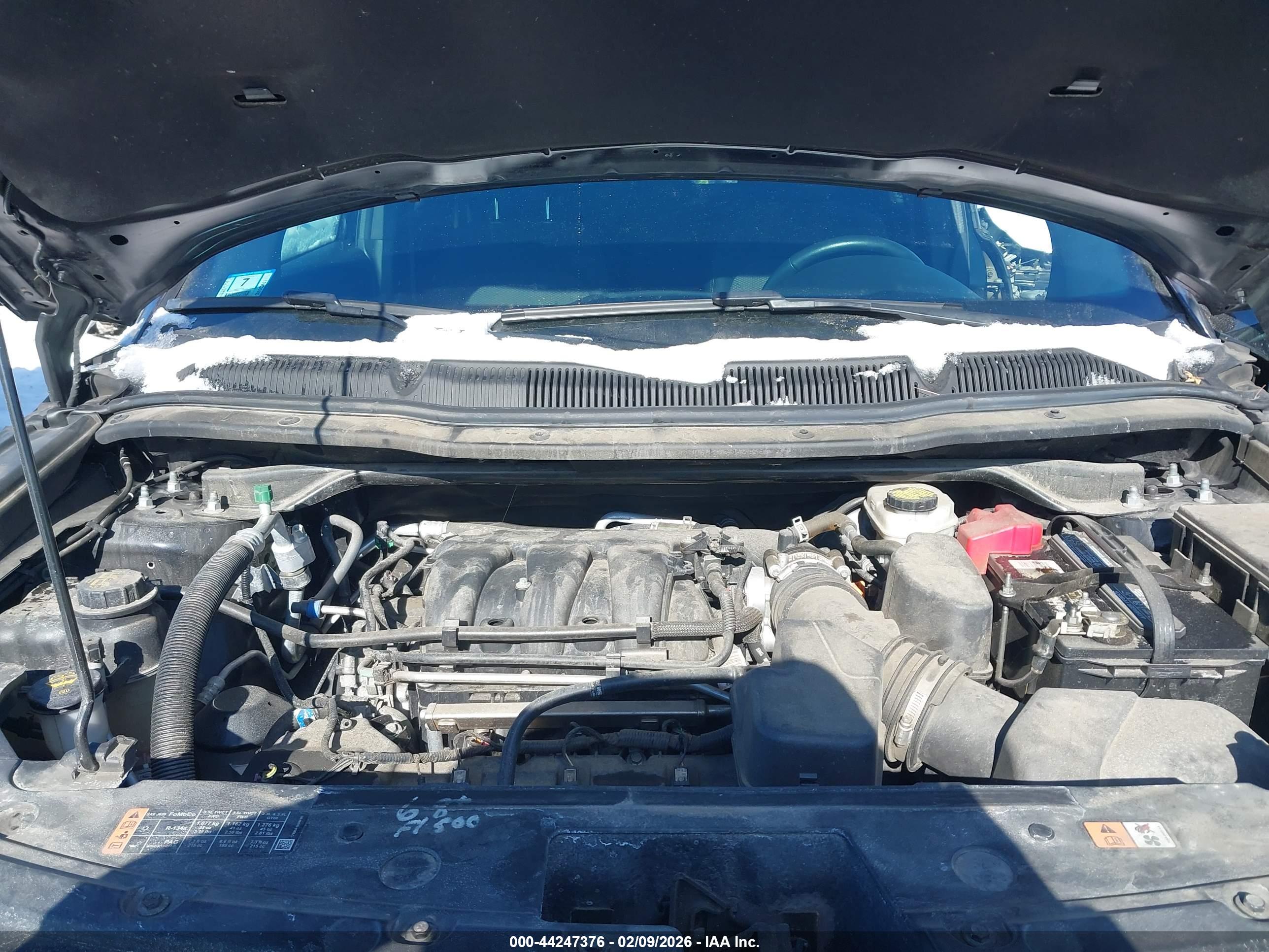 FORD EXPLORER image 10