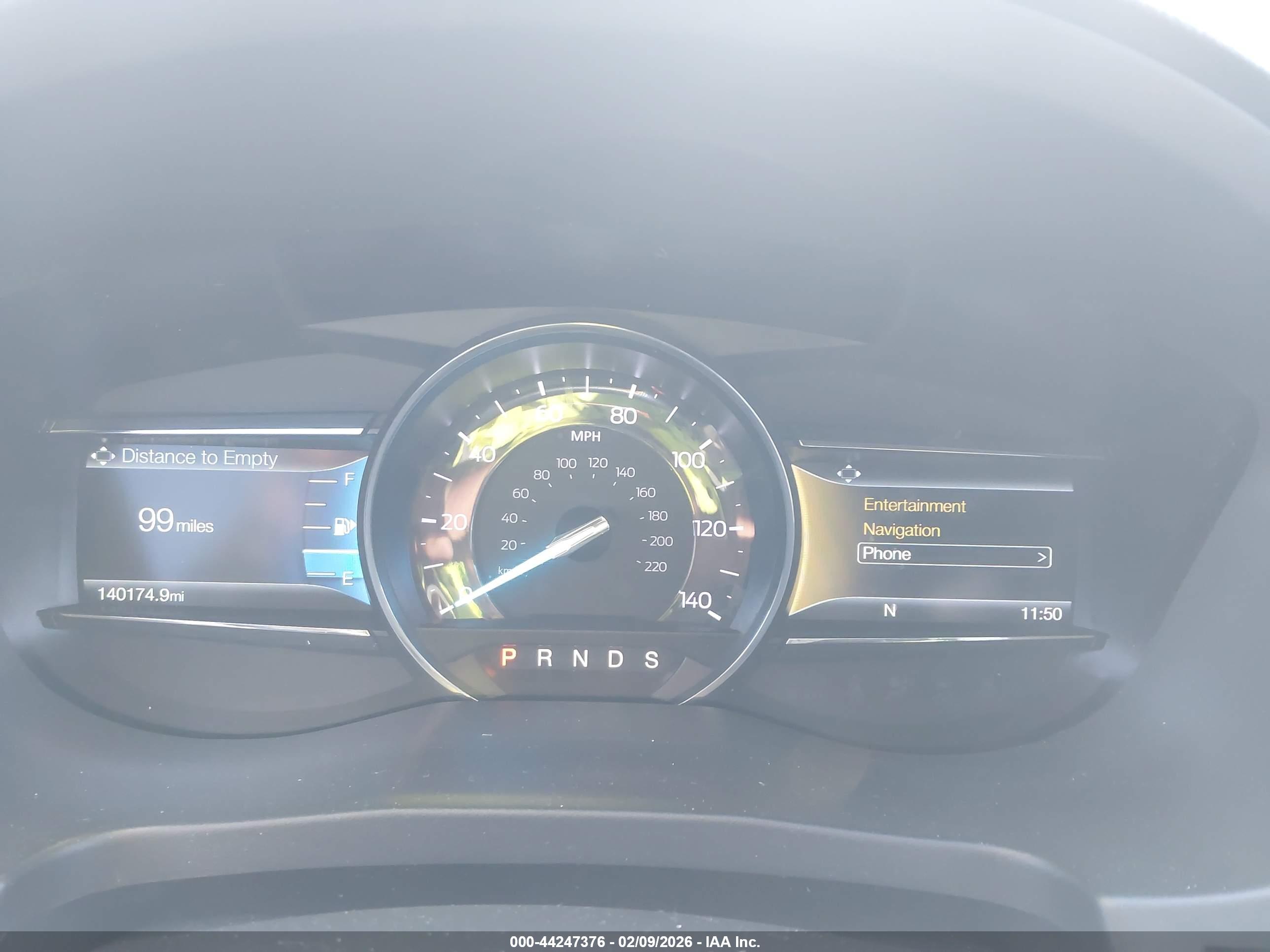 FORD EXPLORER image 7