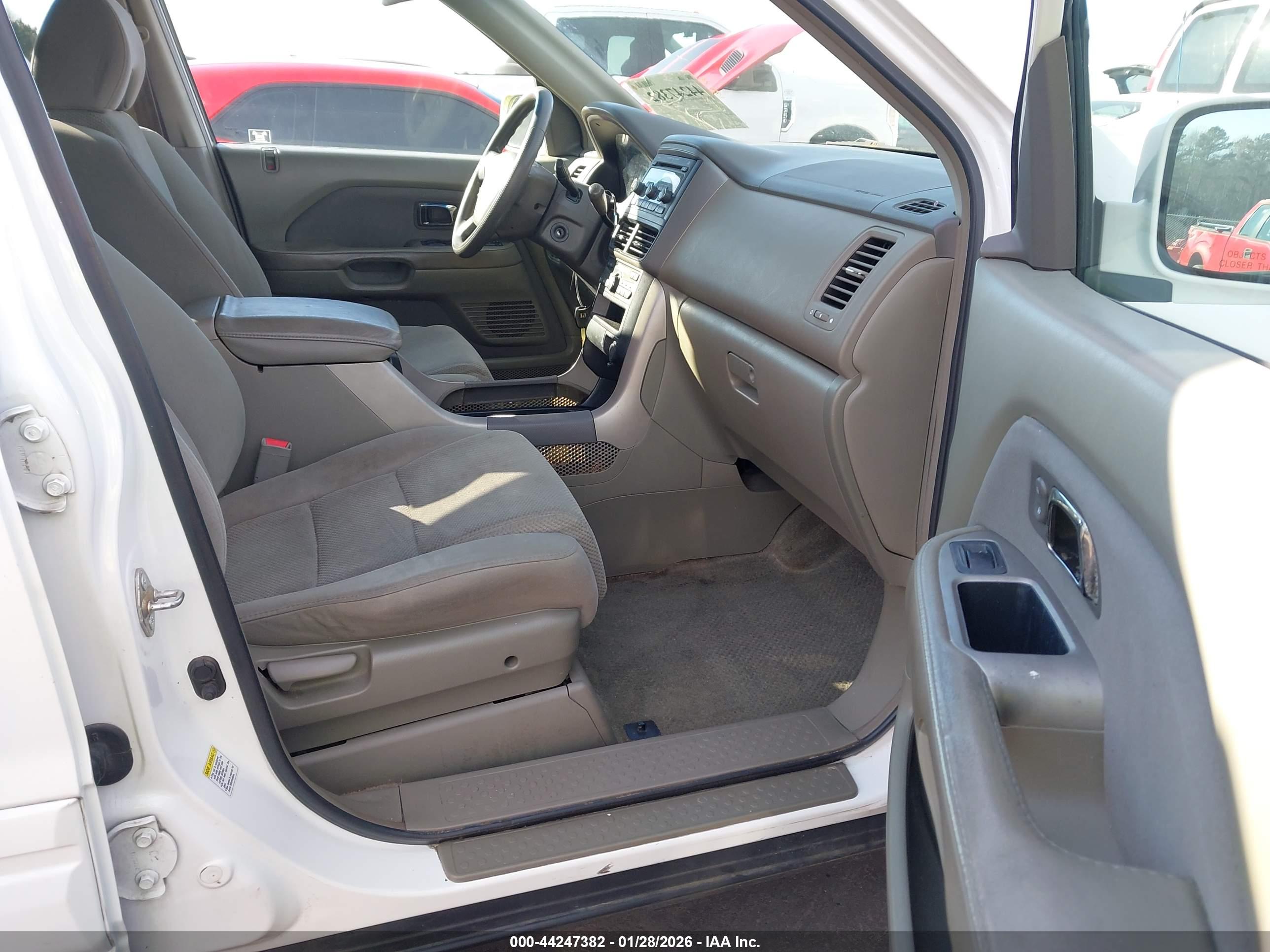 HONDA PILOT image 5