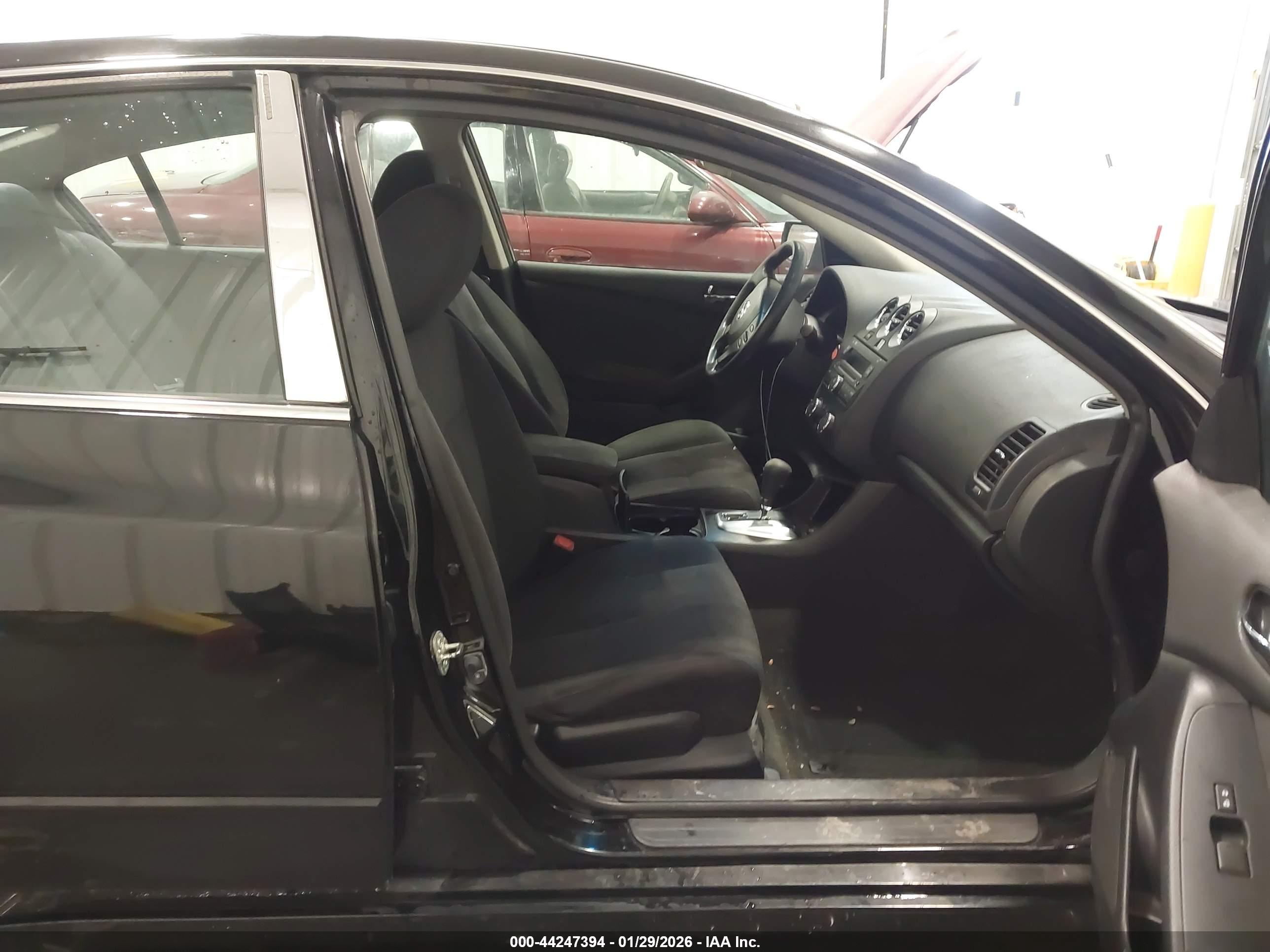 NISSAN ALTIMA image 5