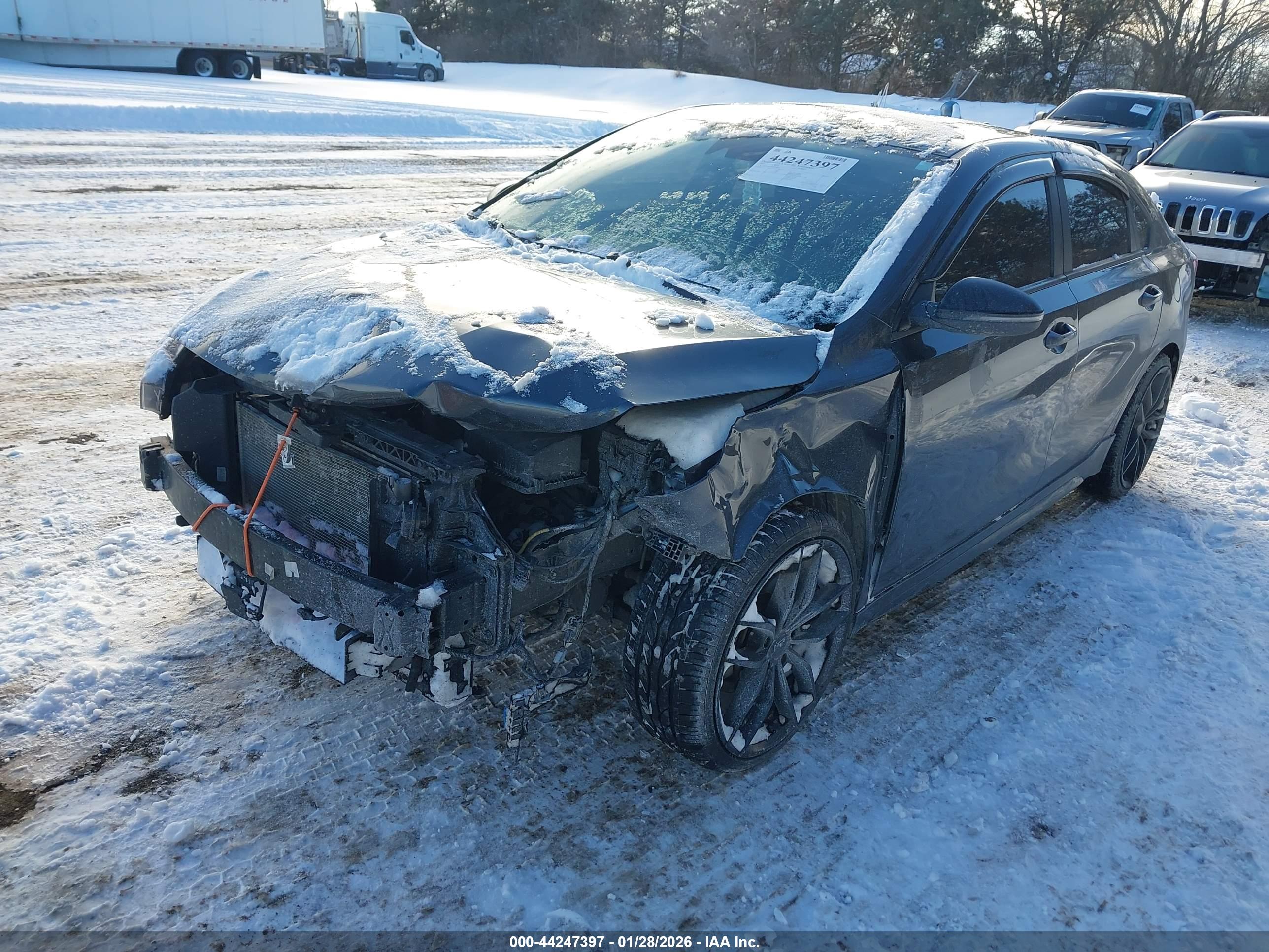 KIA FORTE image 2
