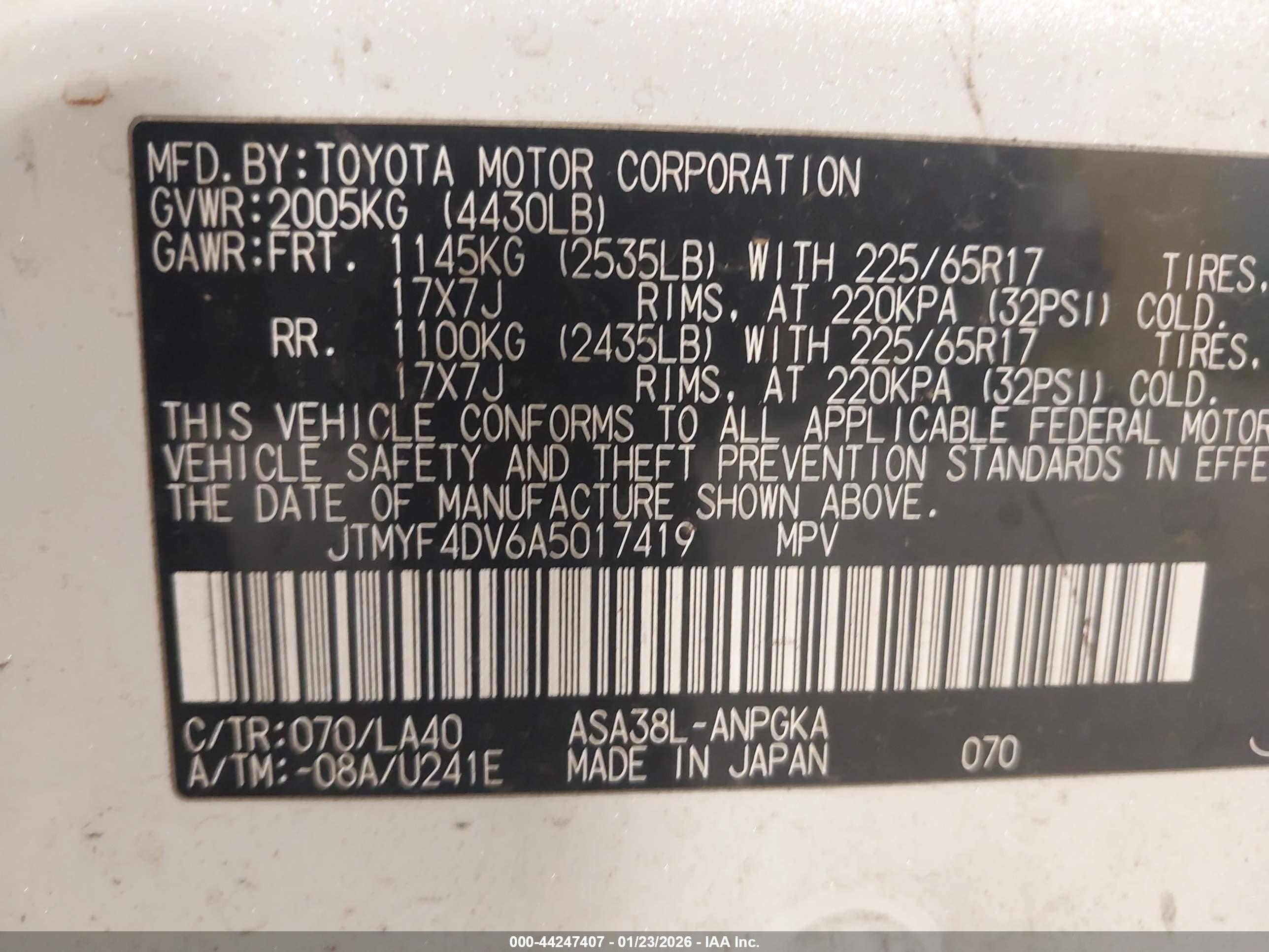TOYOTA RAV4 image 9