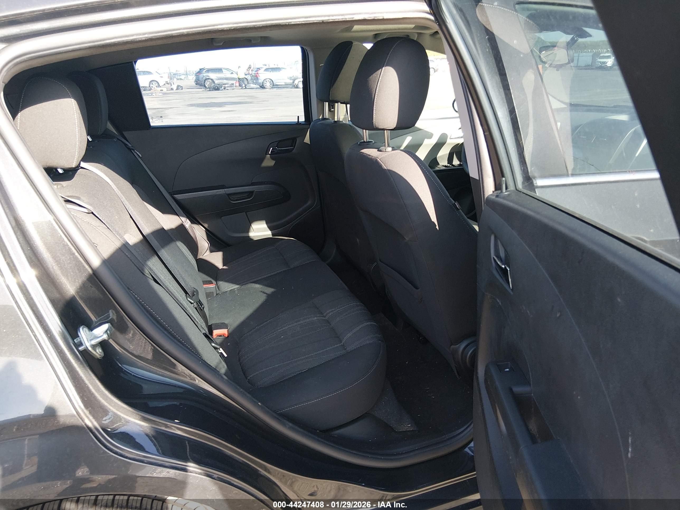 CHEVROLET SONIC image 8
