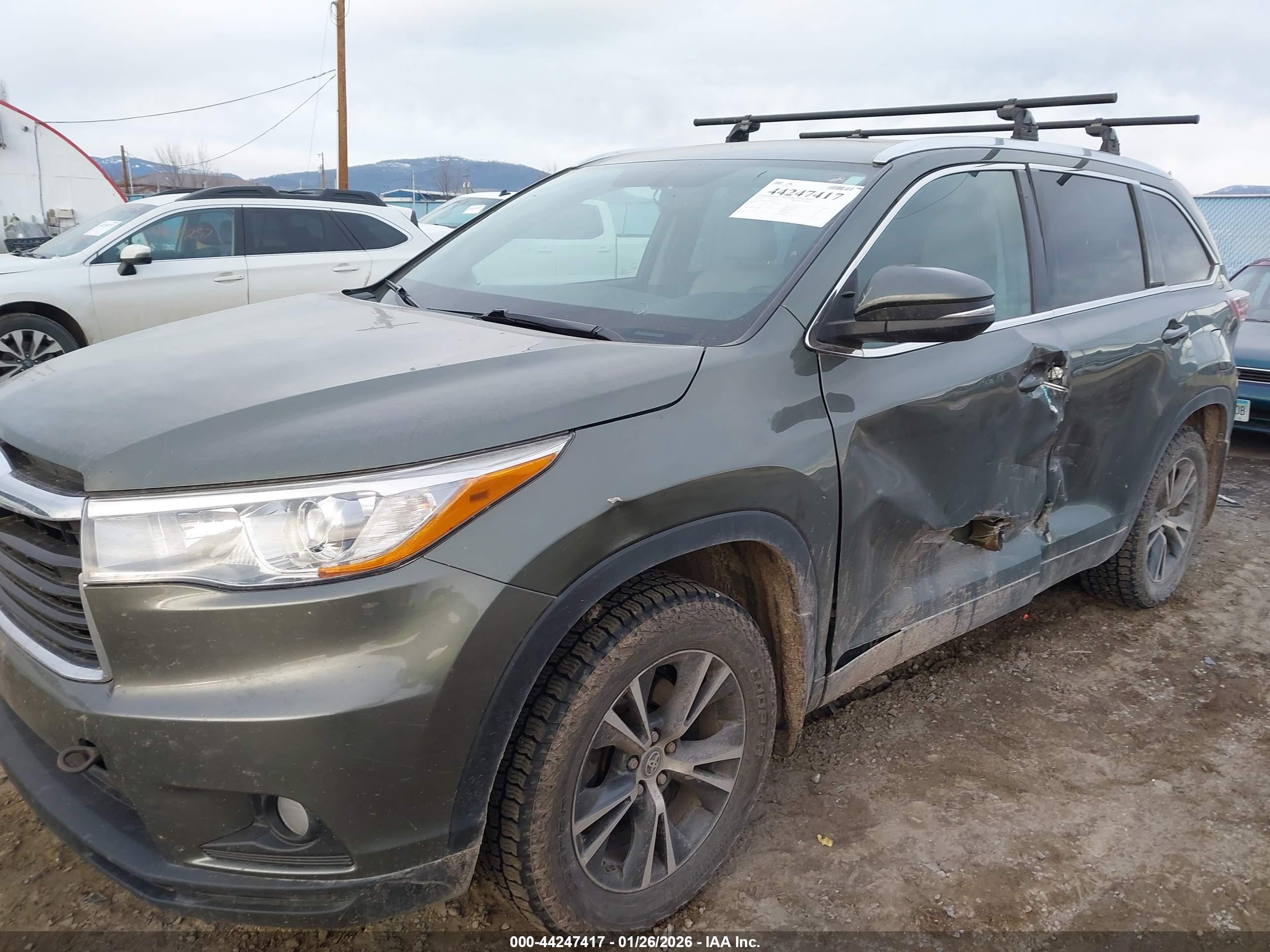 TOYOTA HIGHLANDER image 6