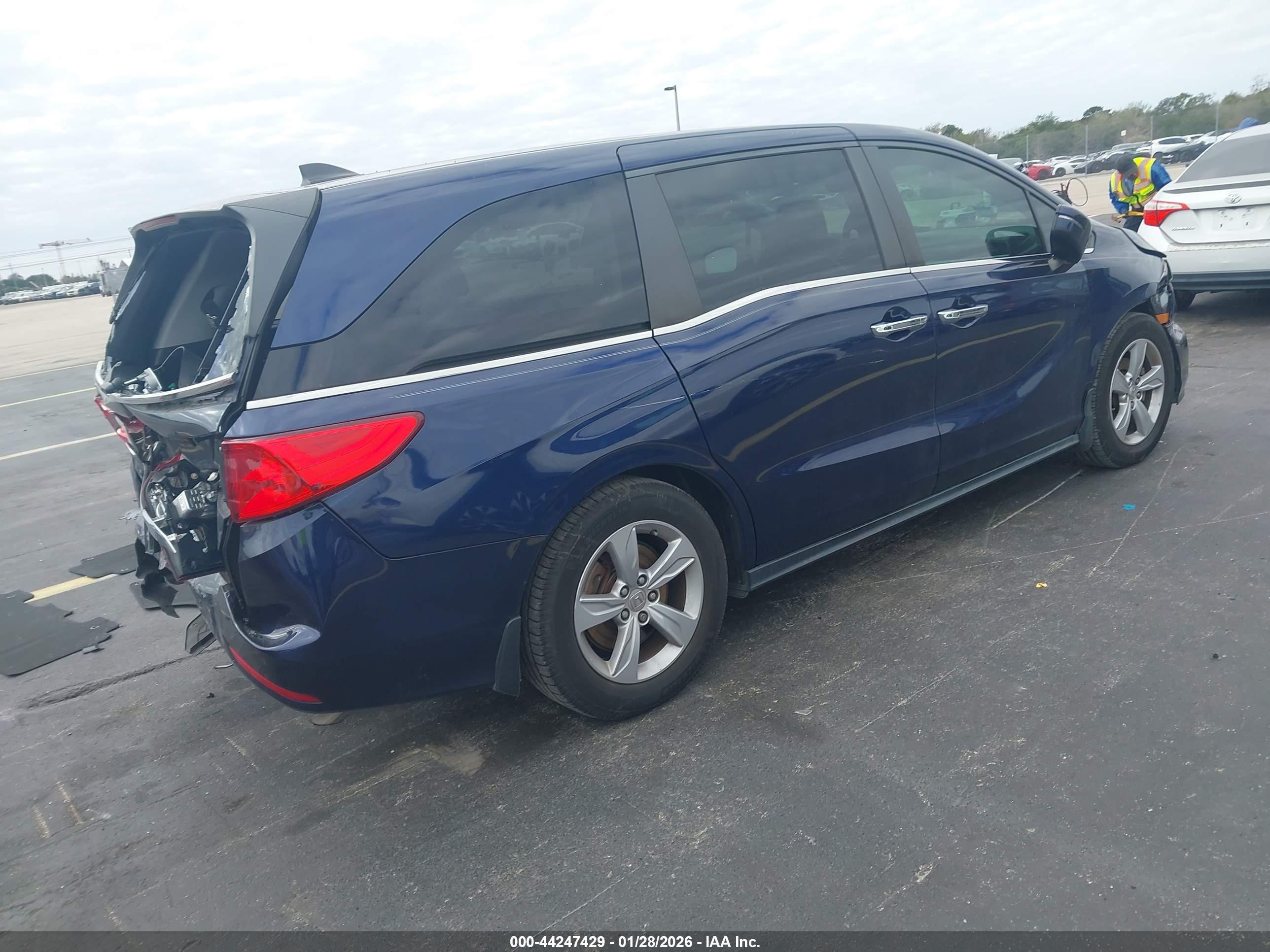 HONDA ODYSSEY image 4