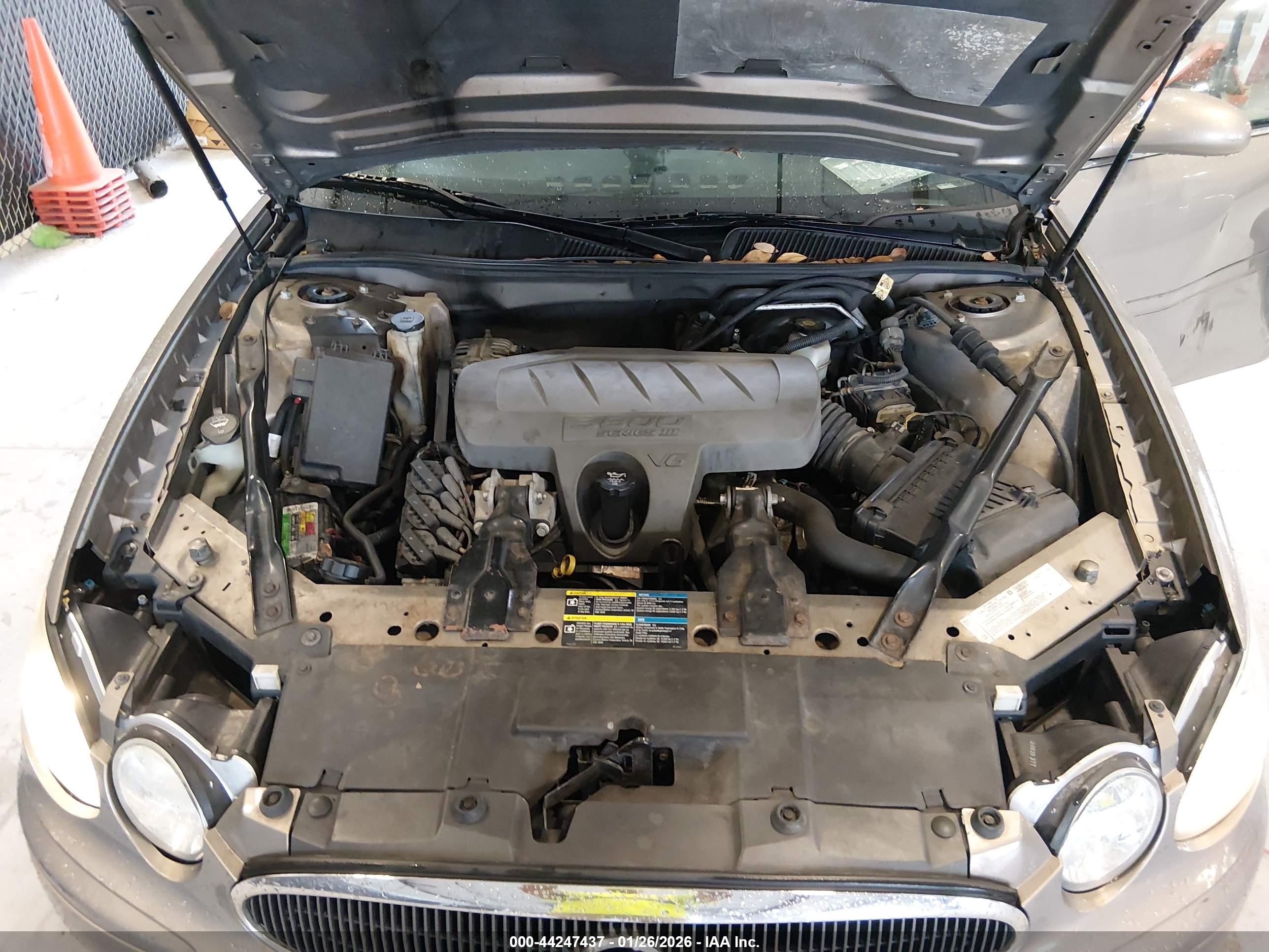 BUICK LACROSSE image 10