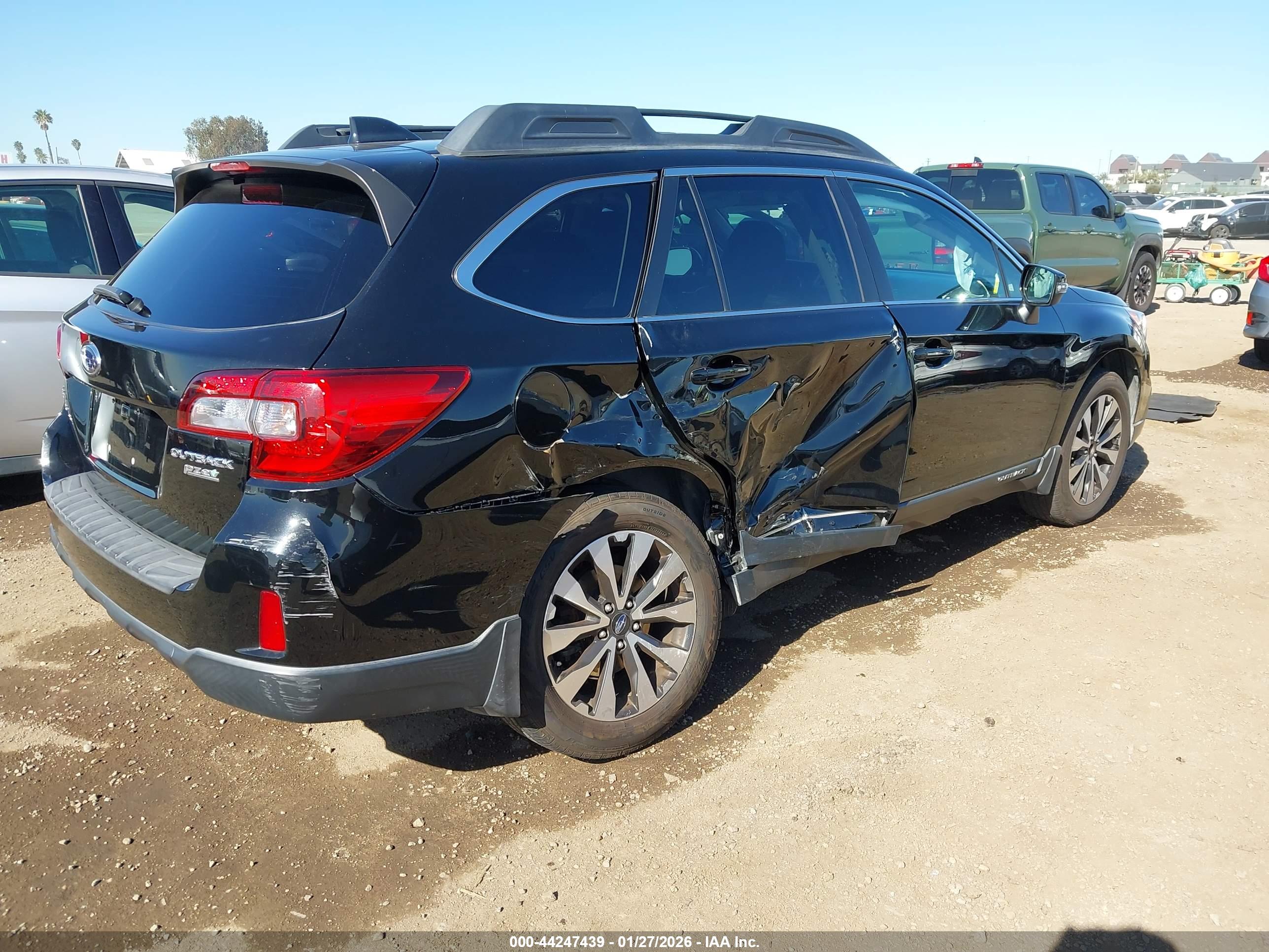 SUBARU OUTBACK image 4