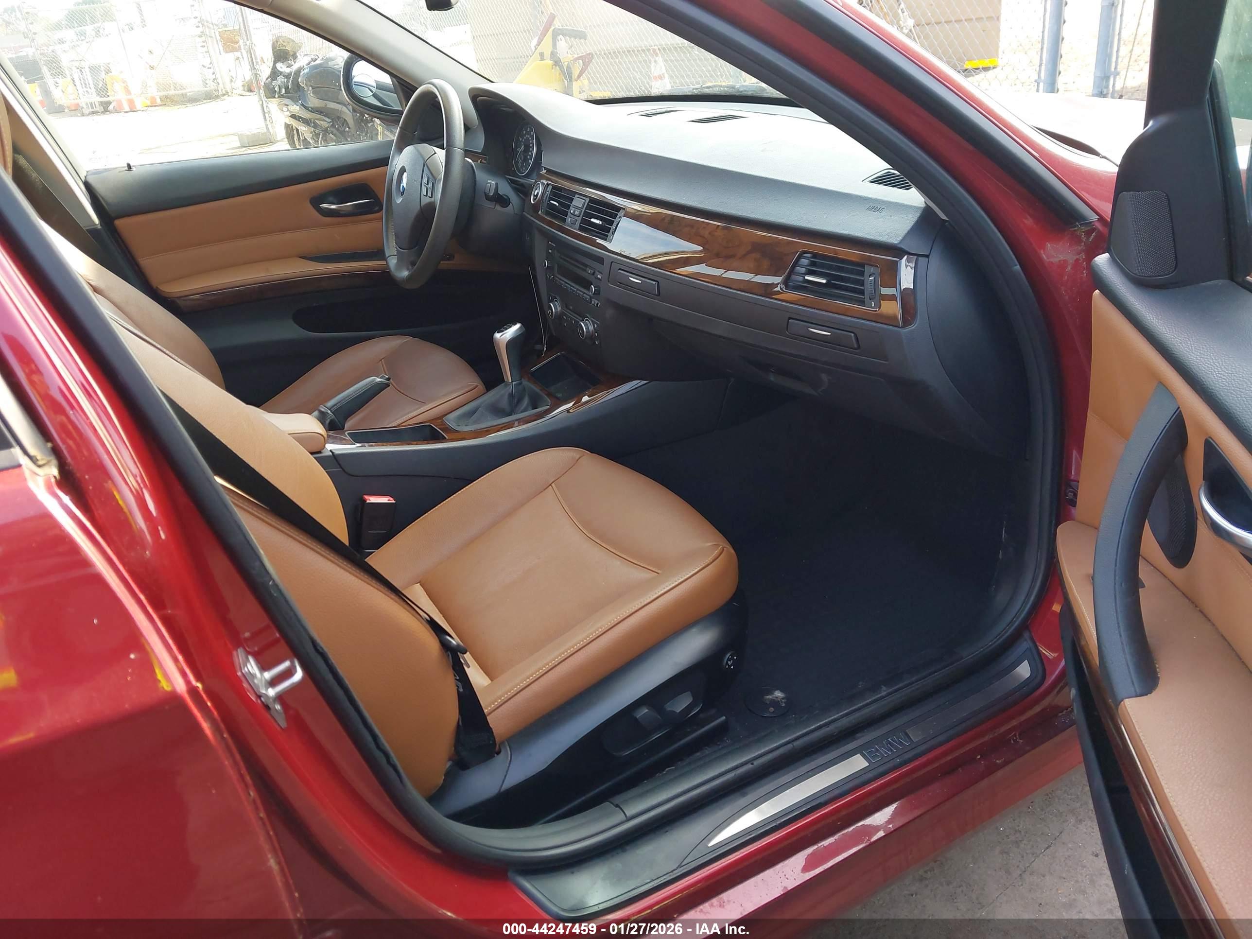 BMW 328I image 5
