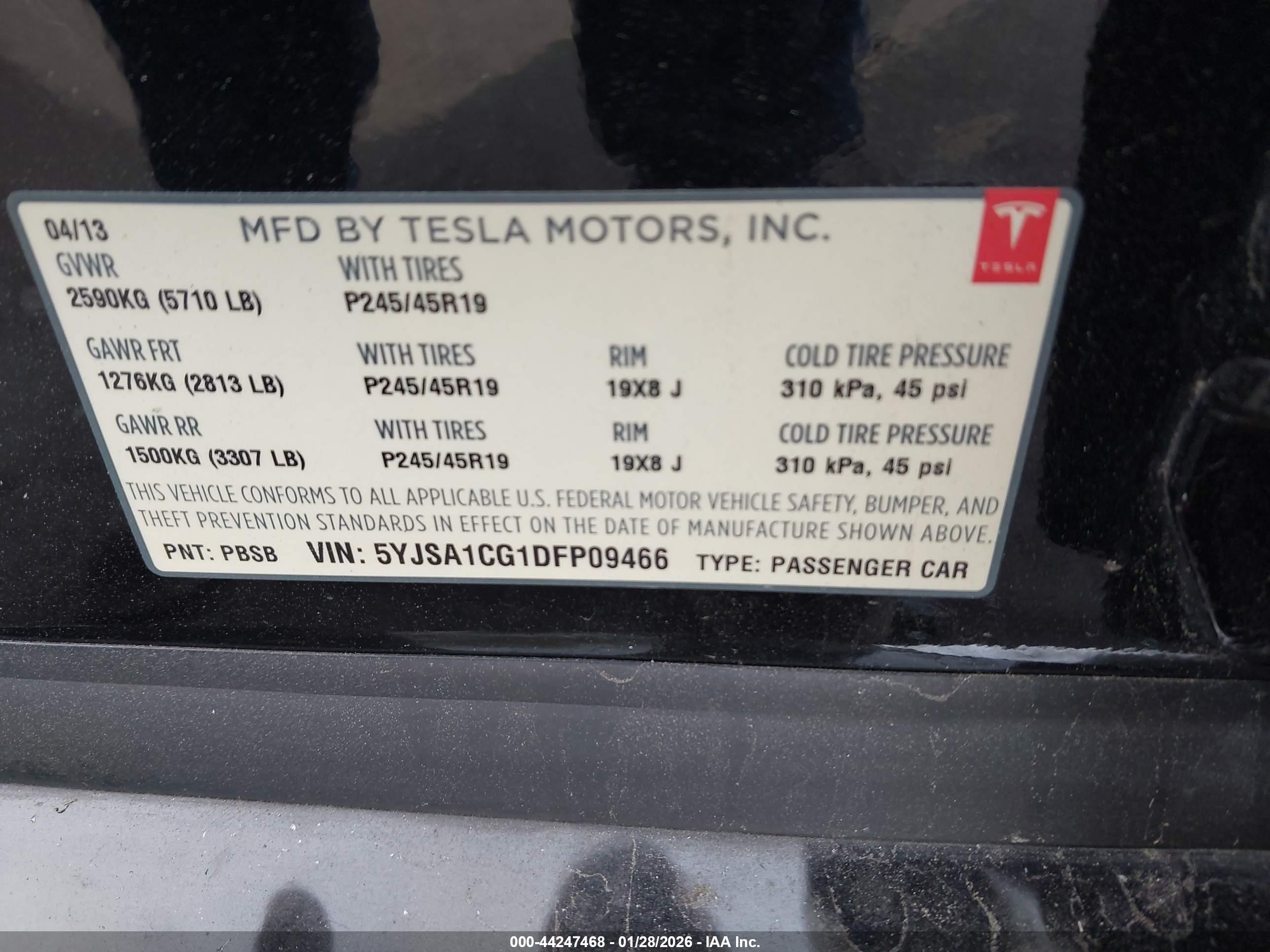 TESLA MODEL image 9
