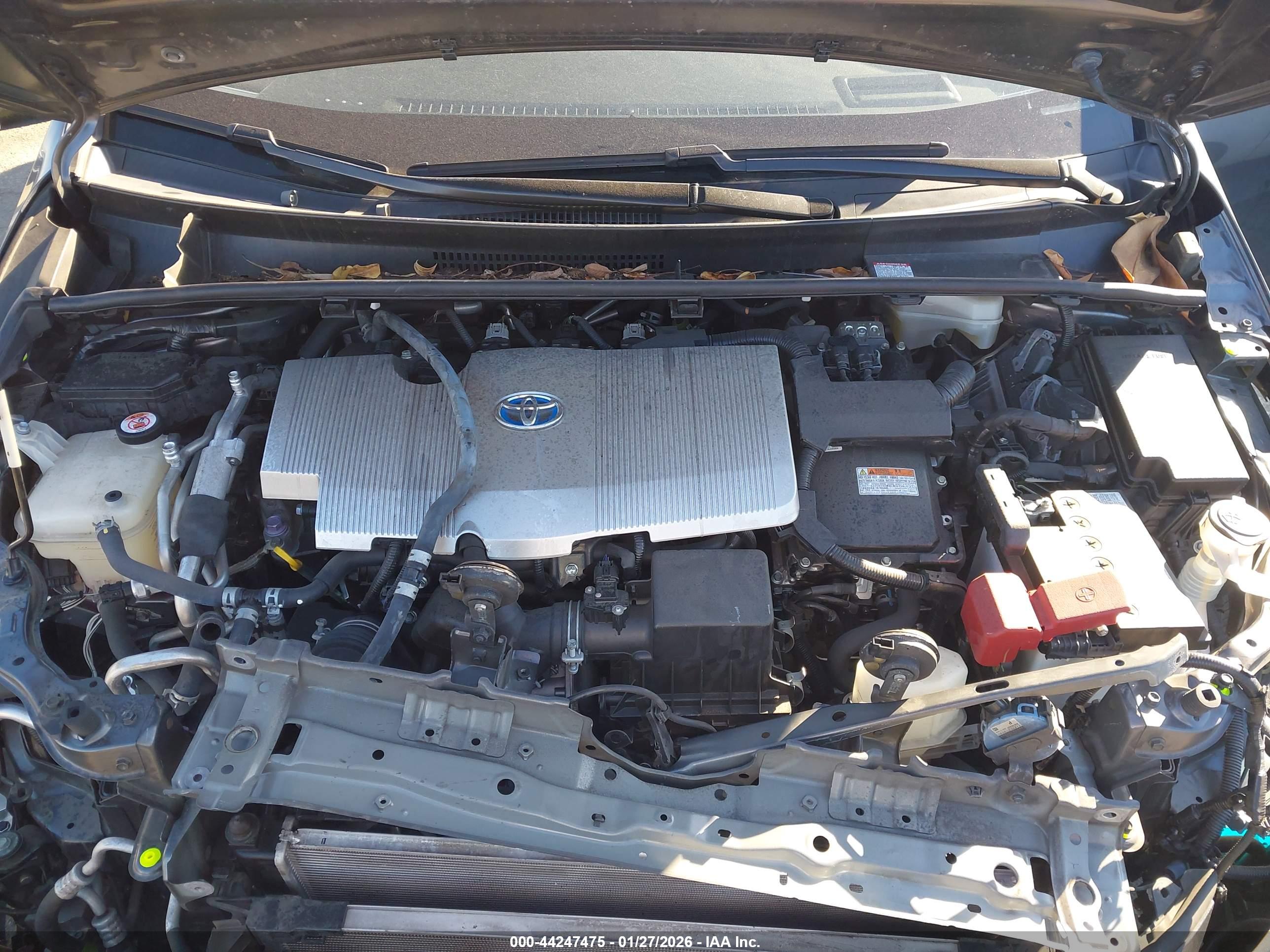 TOYOTA PRIUS image 10