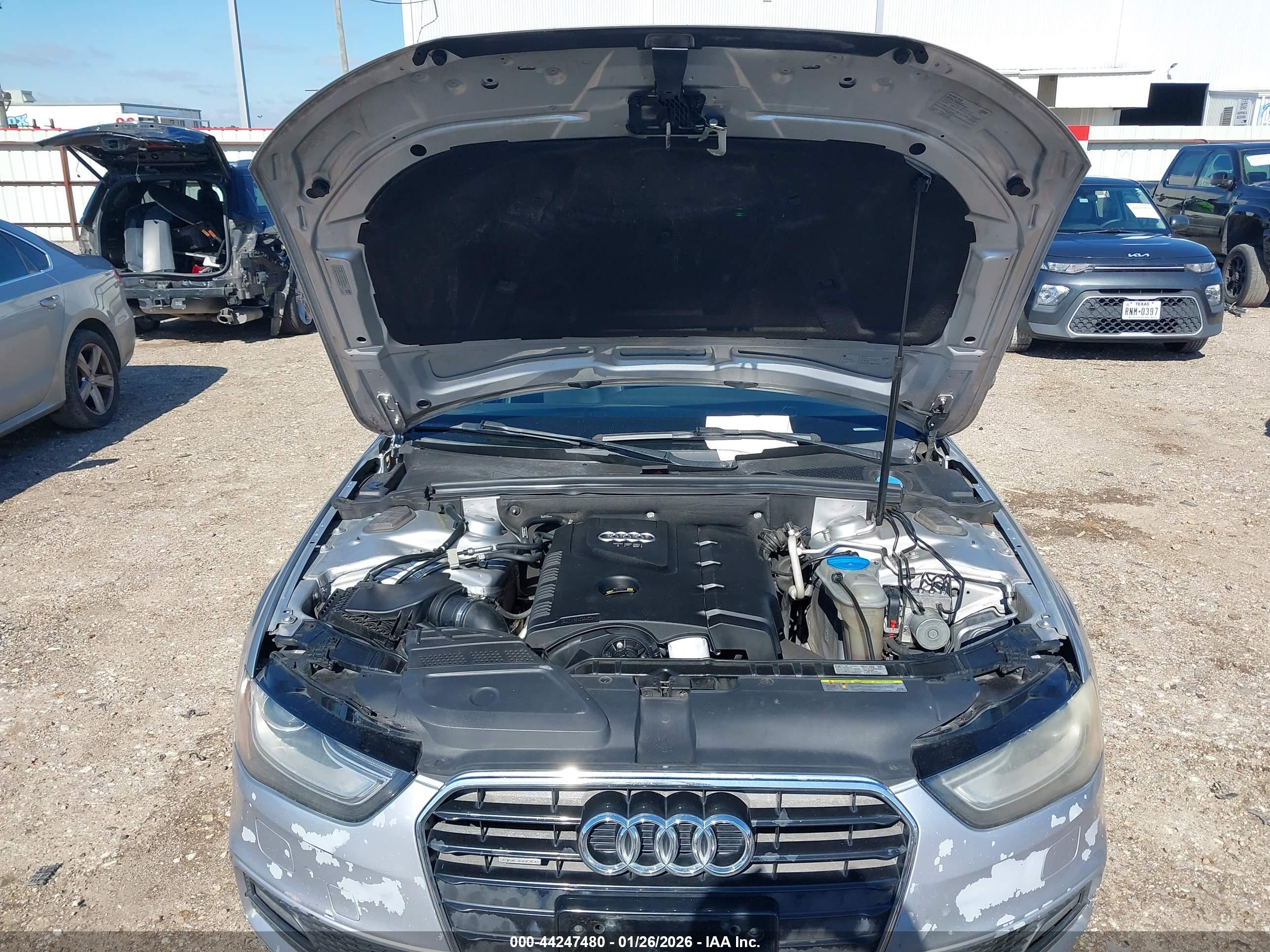 AUDI A4 image 10
