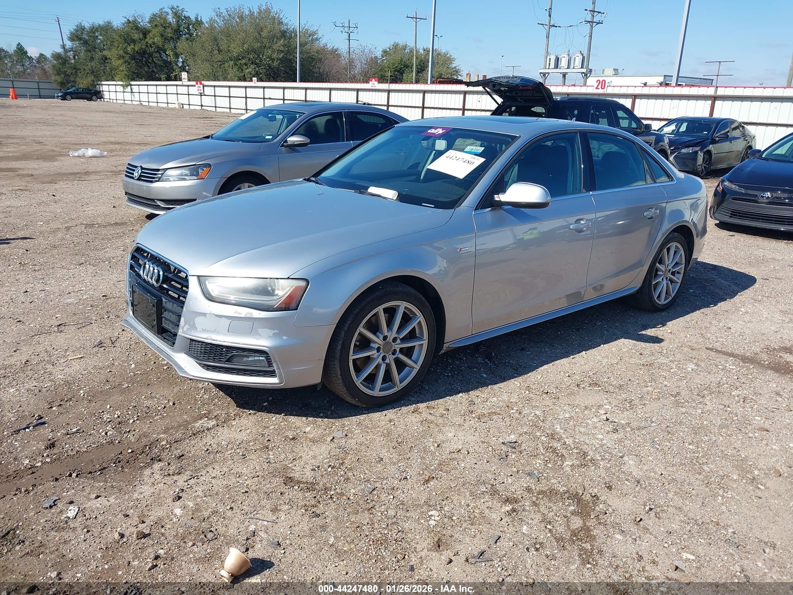 AUDI A4 image 2