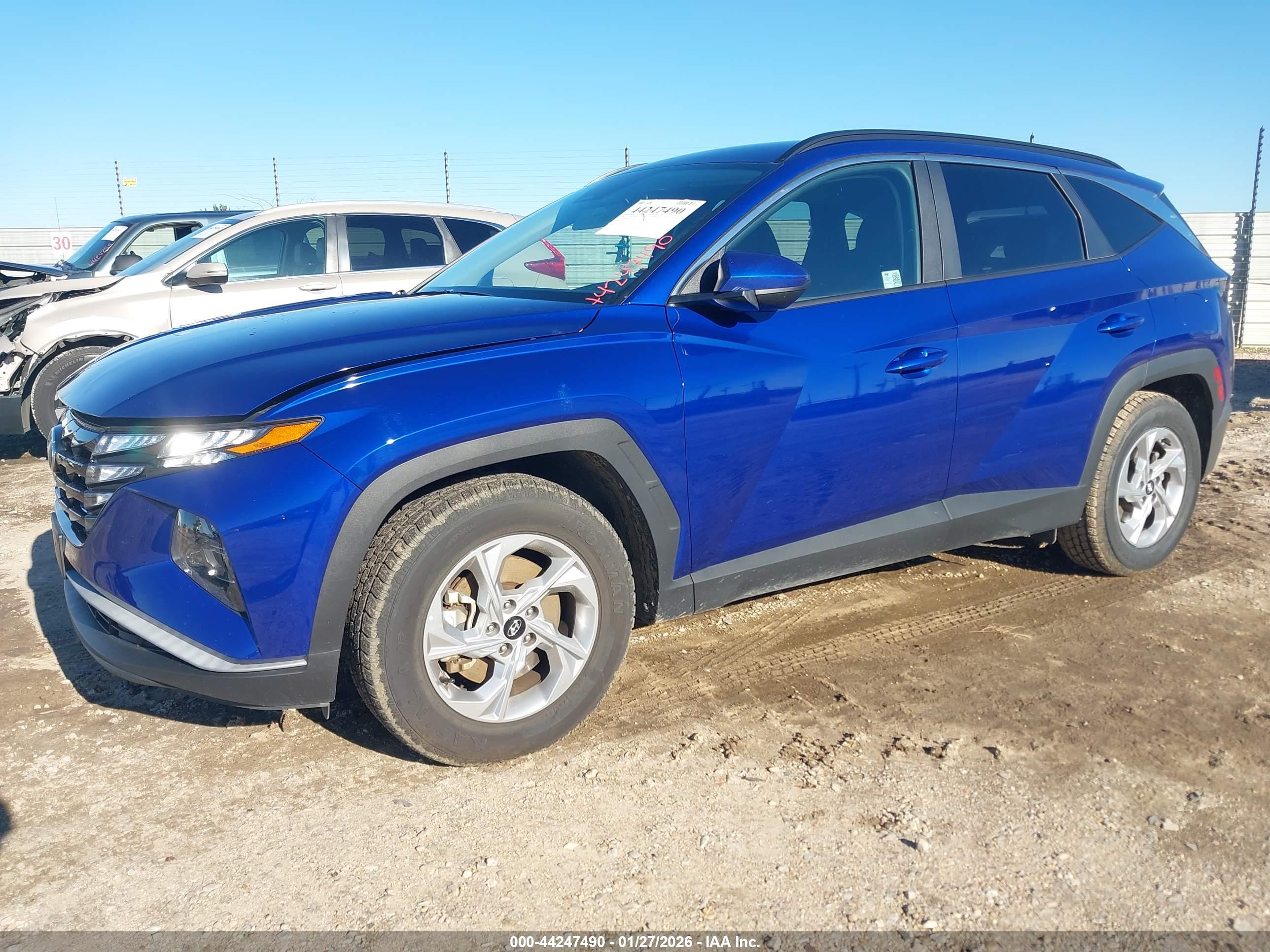 HYUNDAI TUCSON image 2