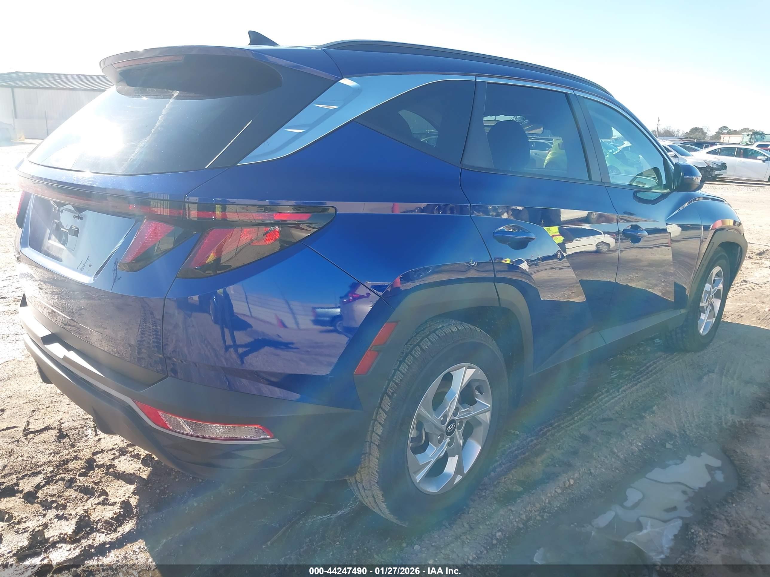 HYUNDAI TUCSON image 4