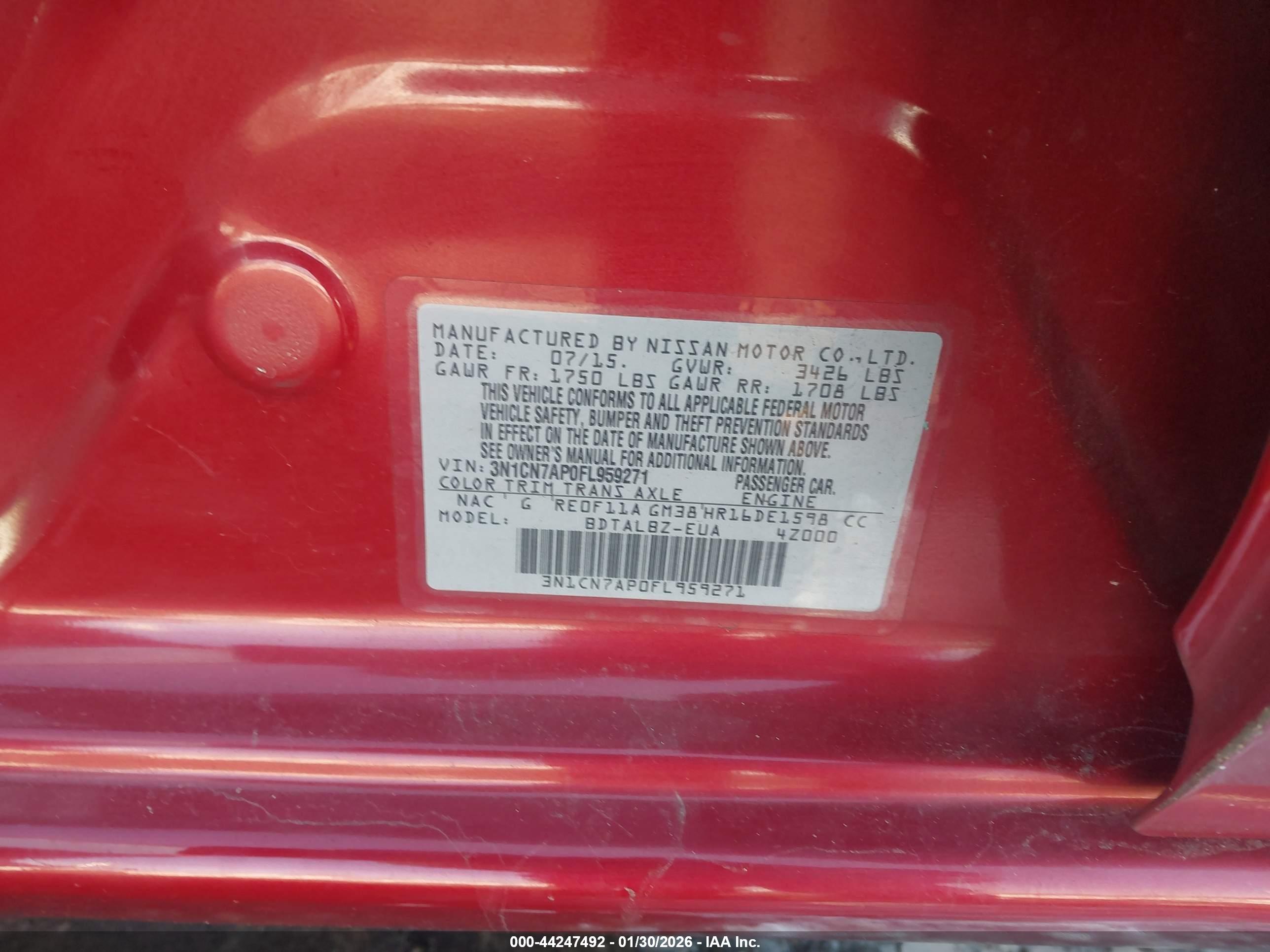 NISSAN VERSA image 9