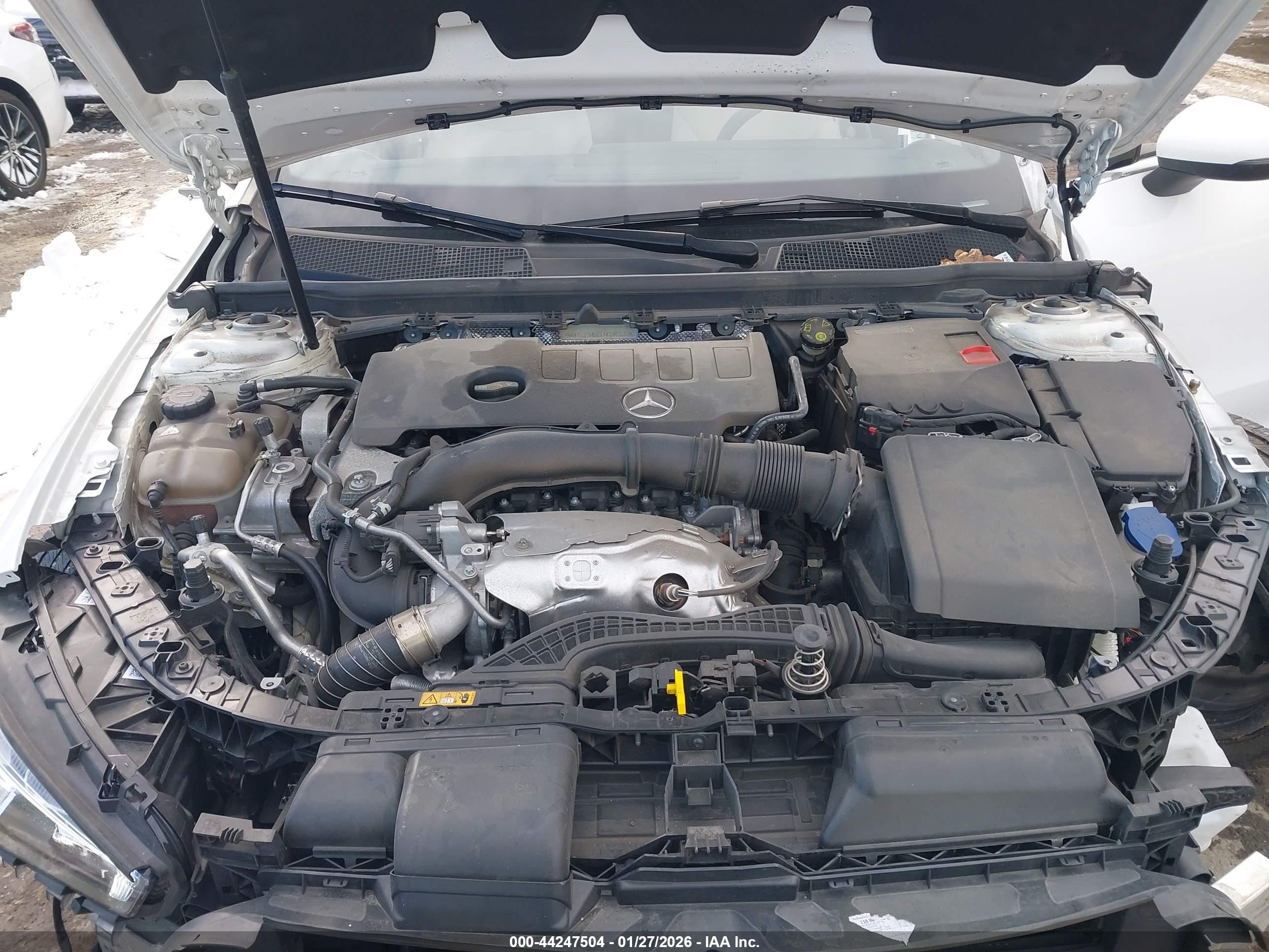MERCEDES-BENZ CLA image 10