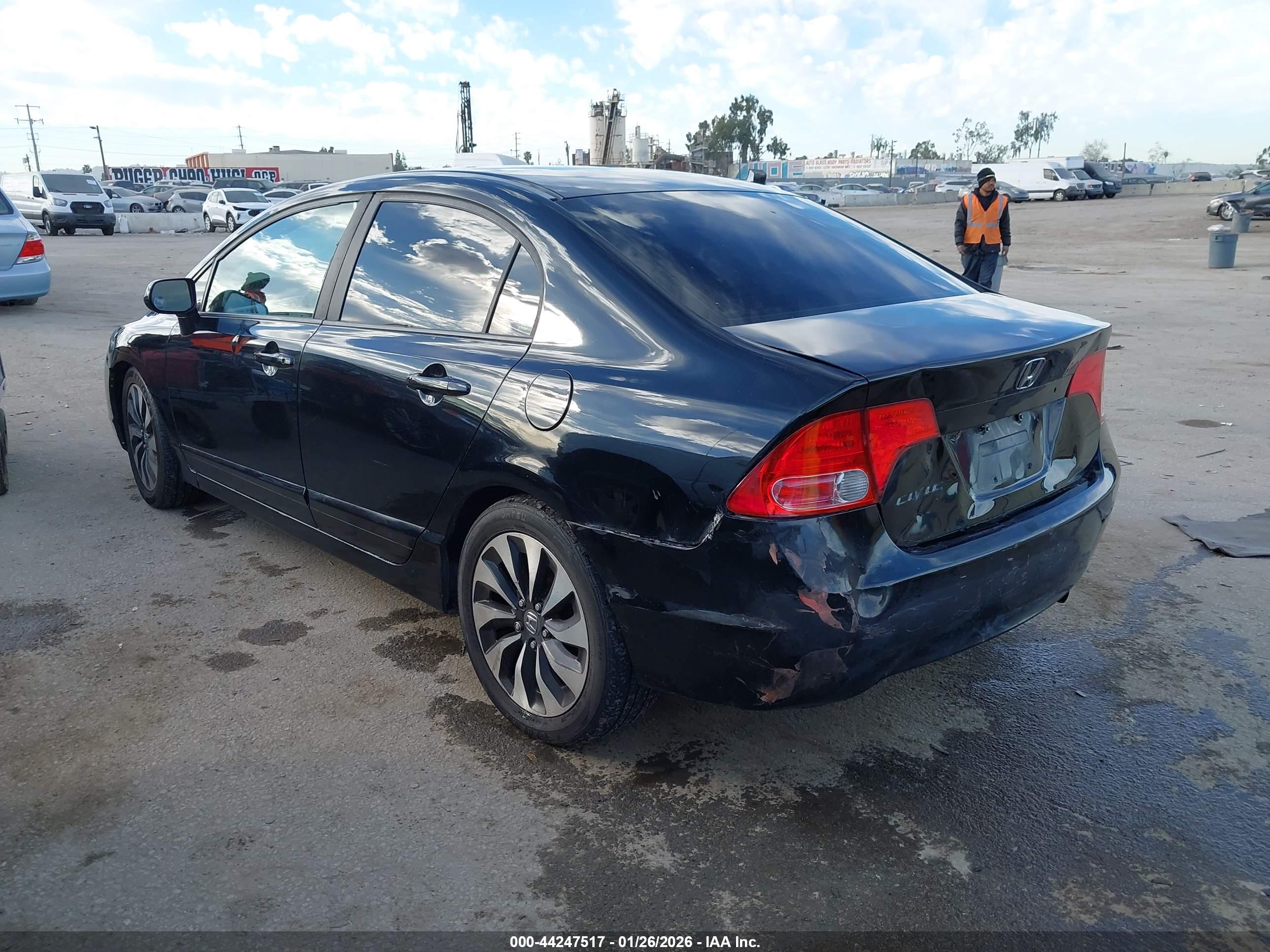 HONDA CIVIC image 3