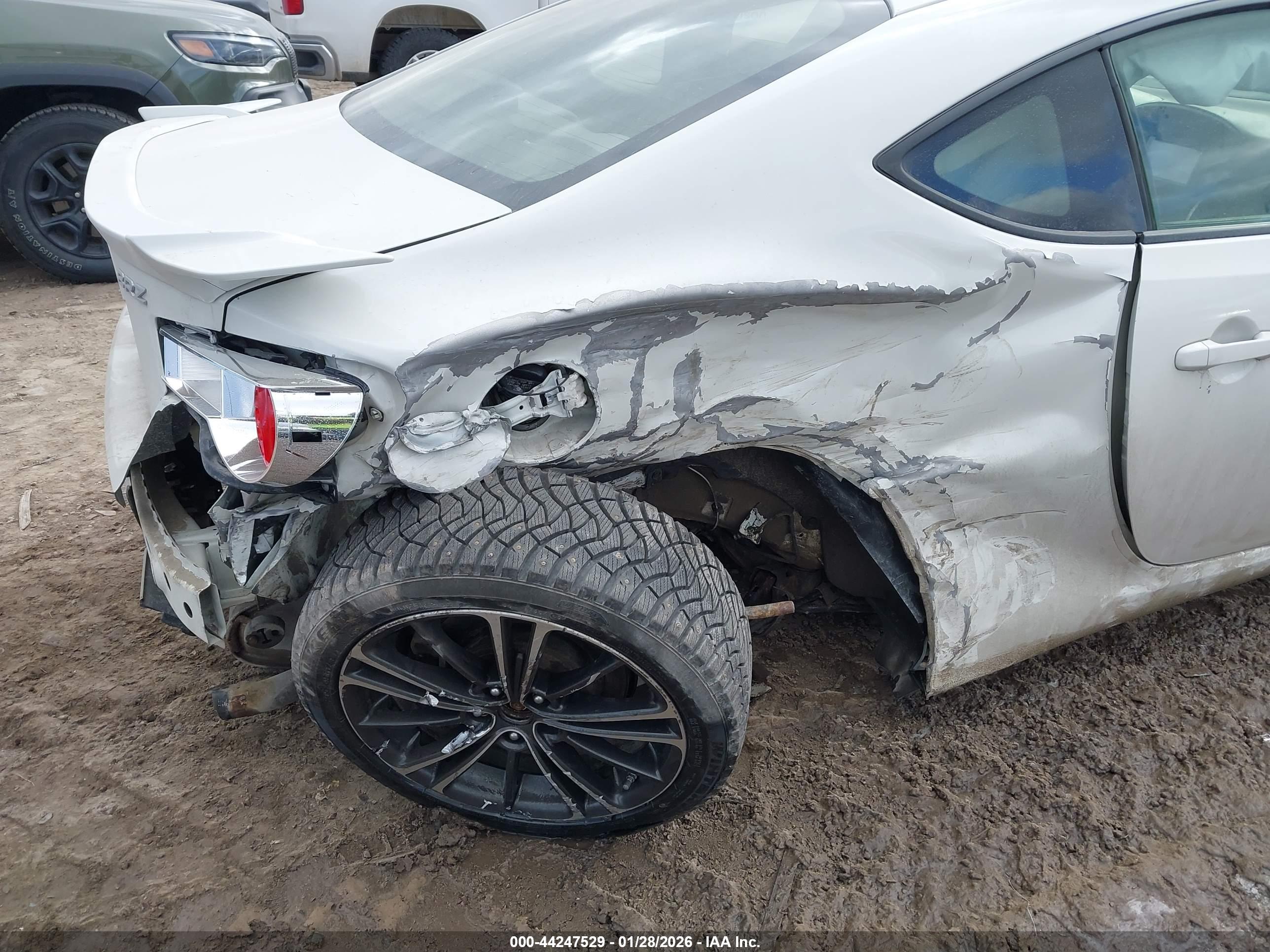 SUBARU BRZ image 6