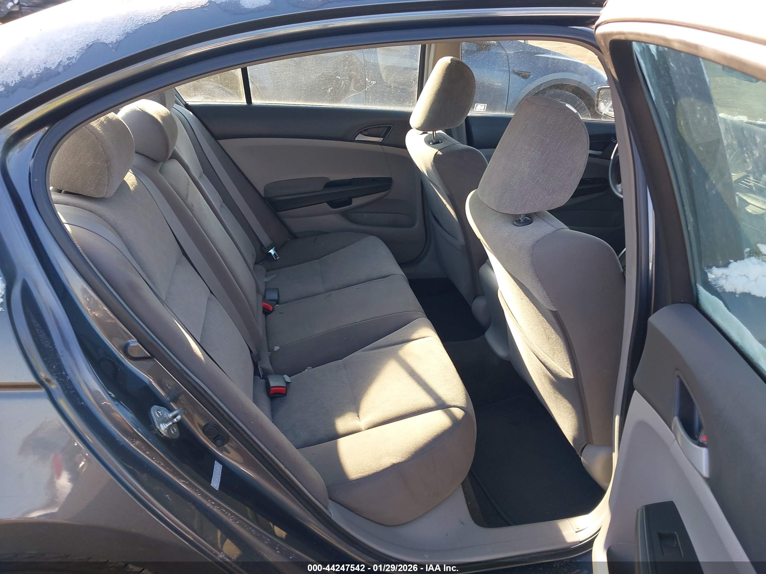 HONDA ACCORD image 8