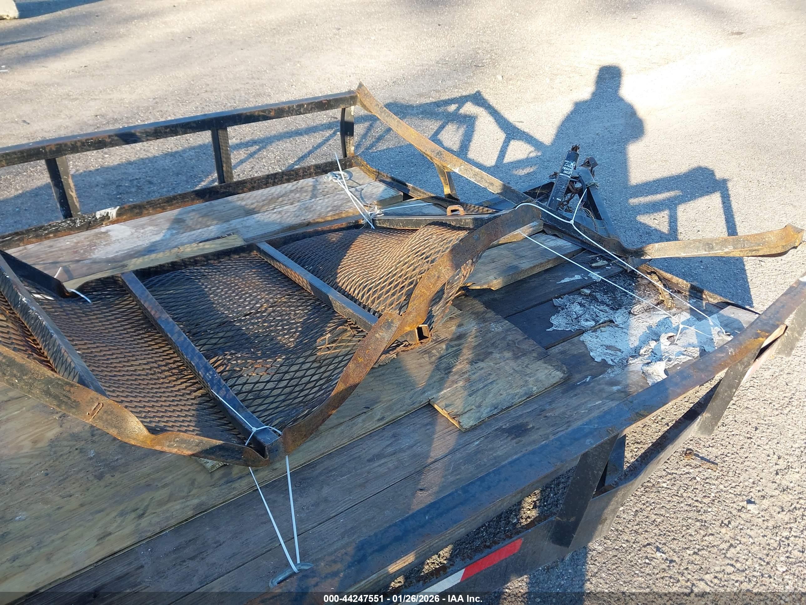 TRAILER OTHER image 5