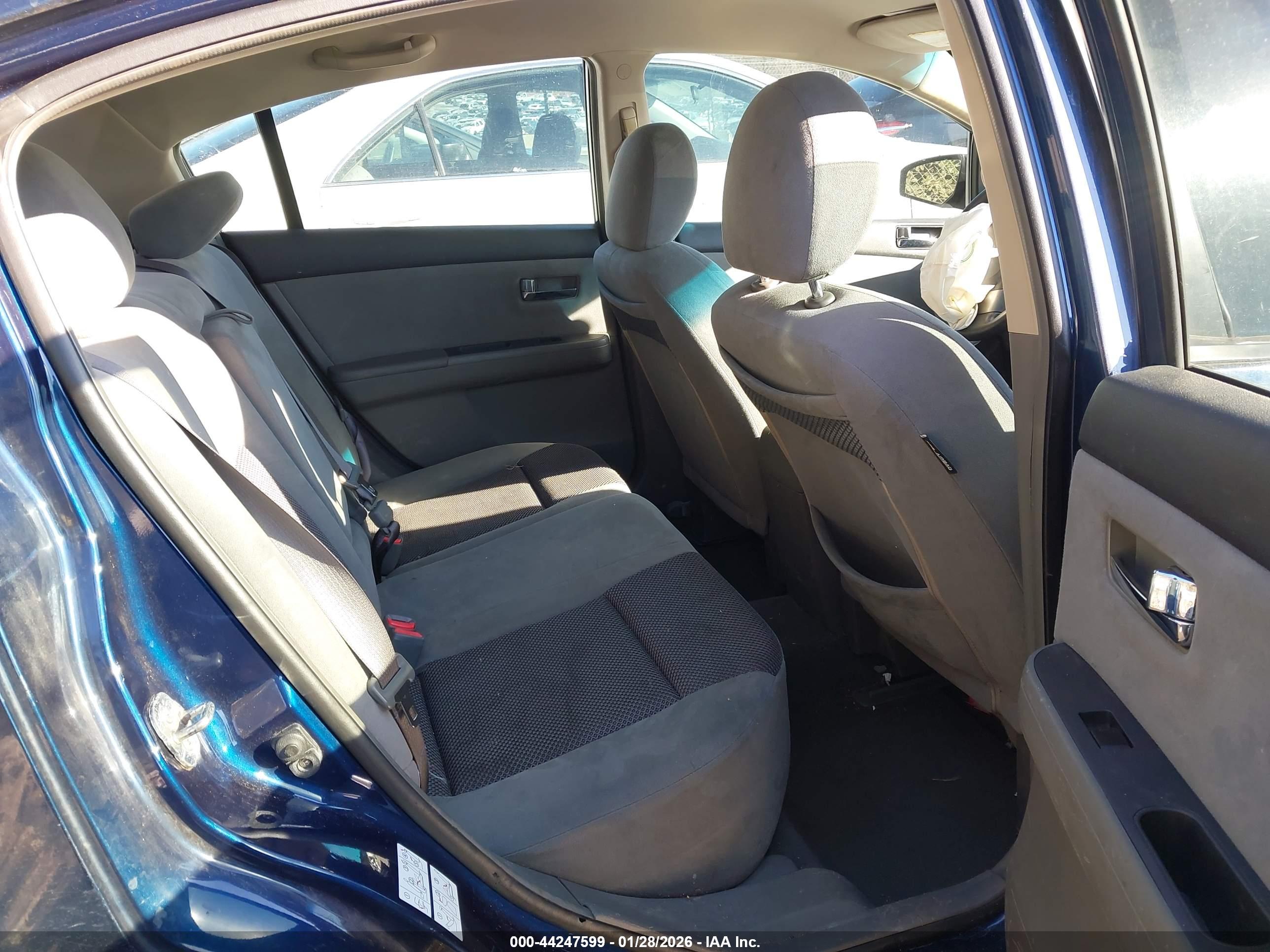 NISSAN SENTRA image 8