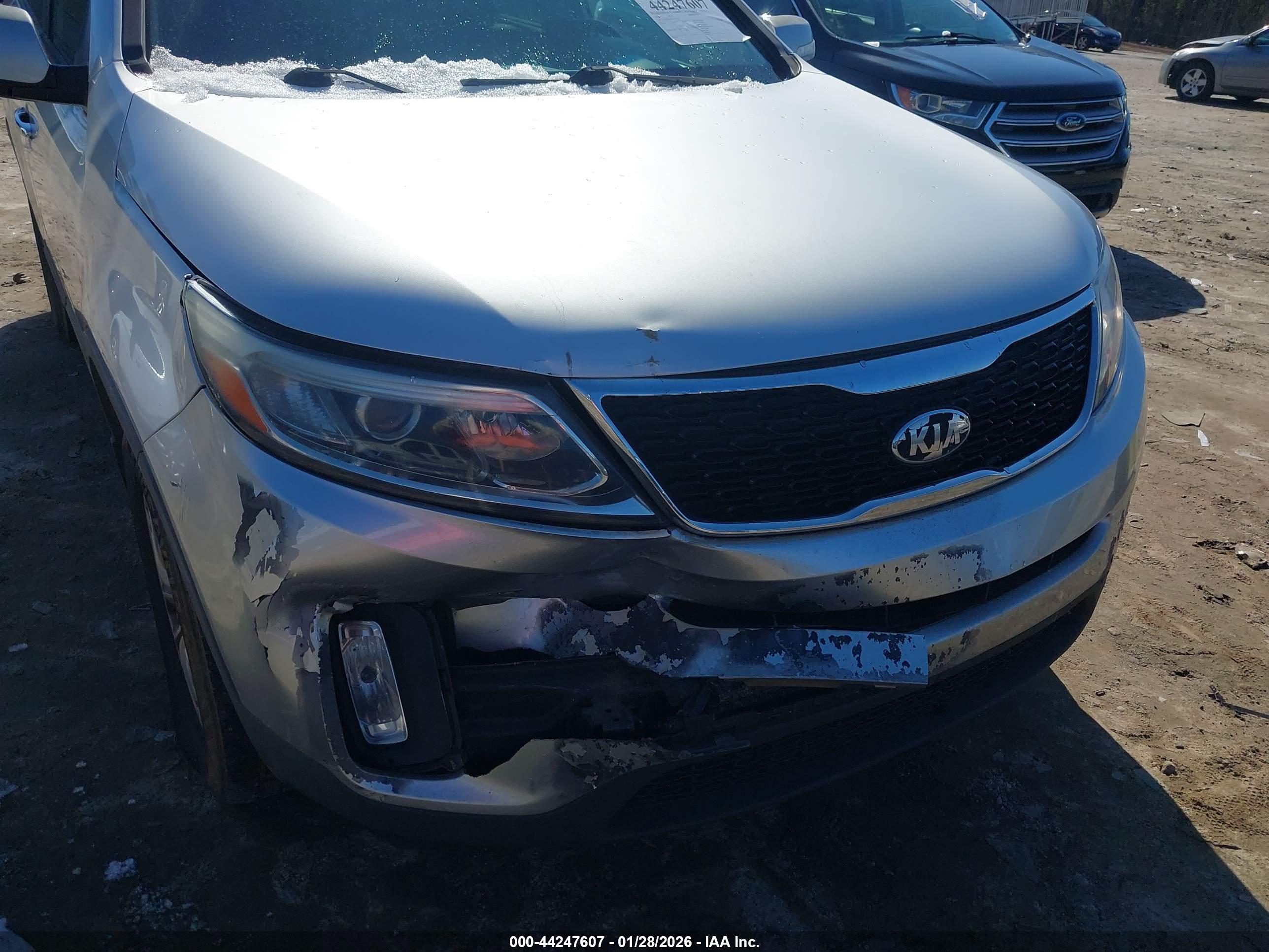 KIA SORENTO image 6