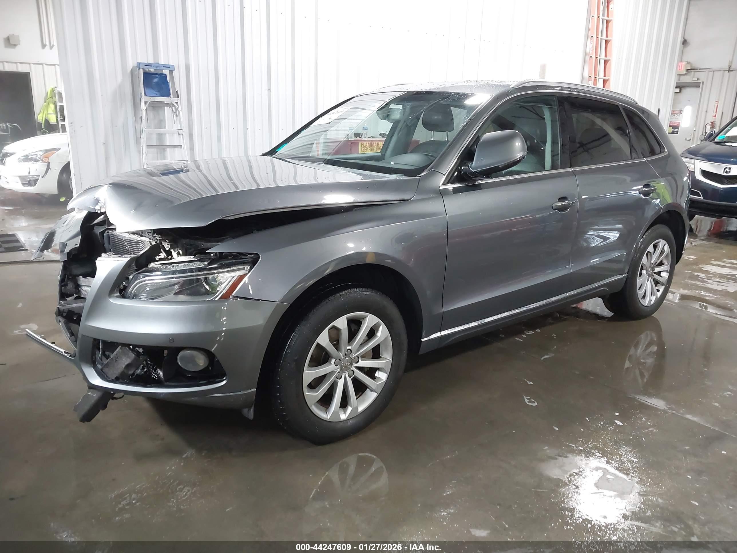 AUDI Q5 image 2