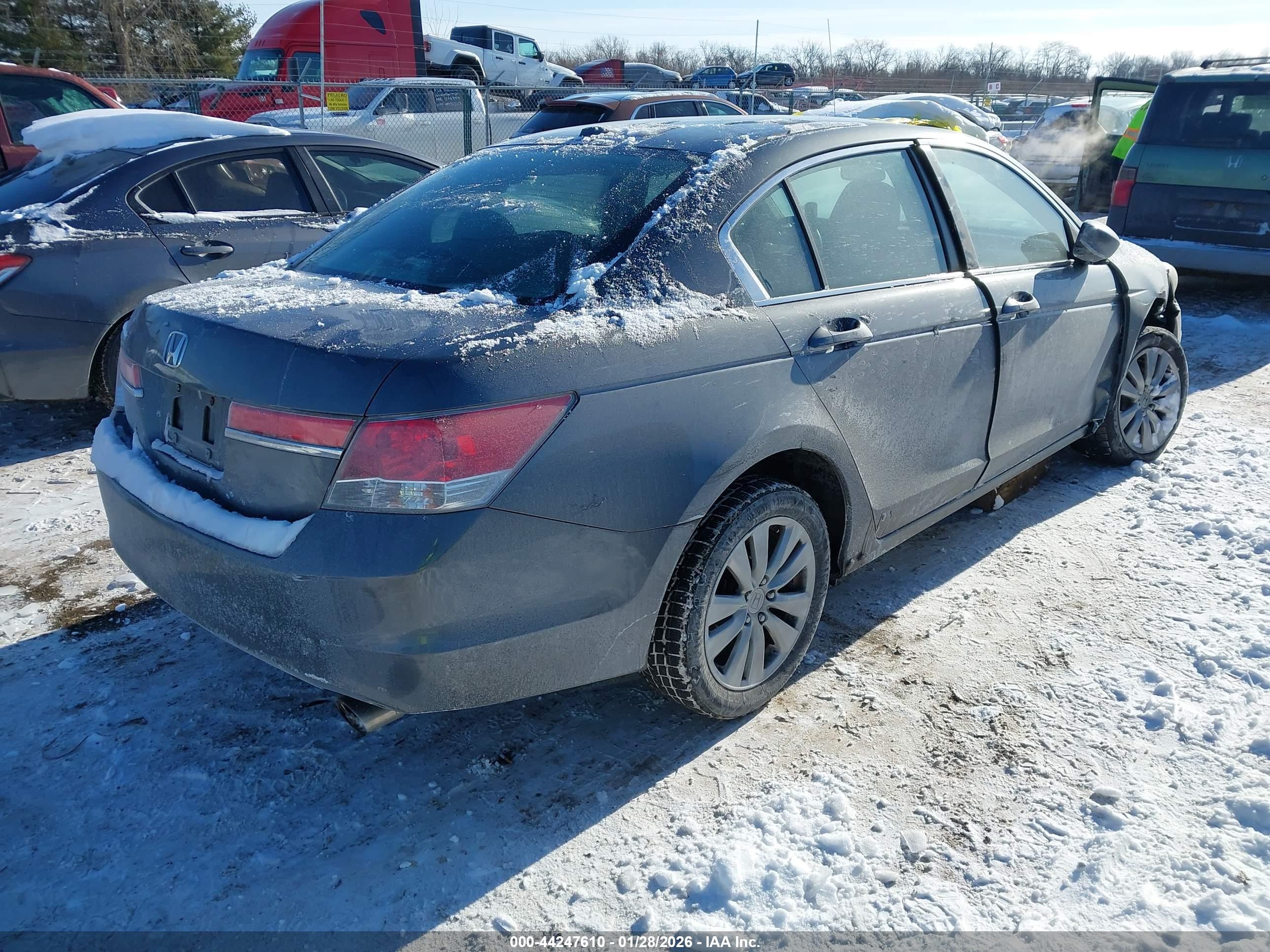 HONDA ACCORD image 4