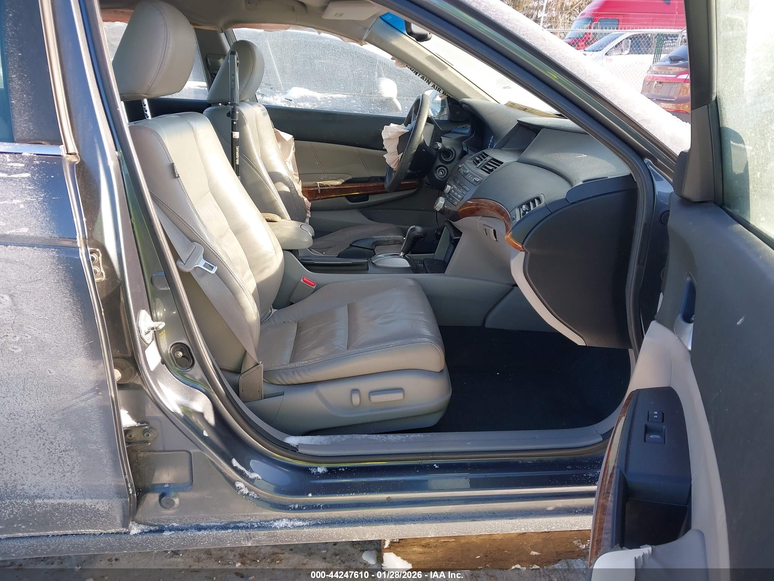 HONDA ACCORD image 5