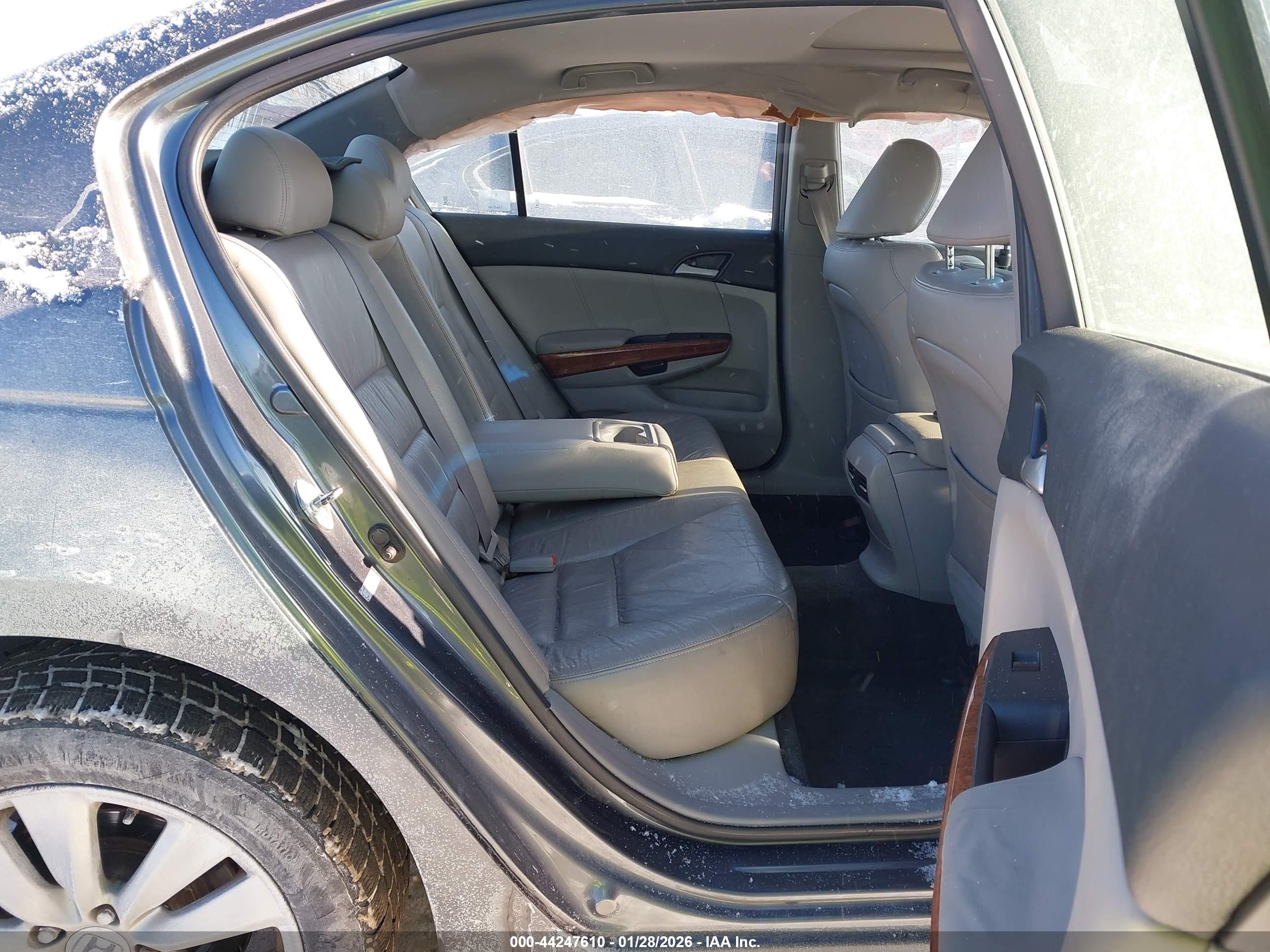 HONDA ACCORD image 8