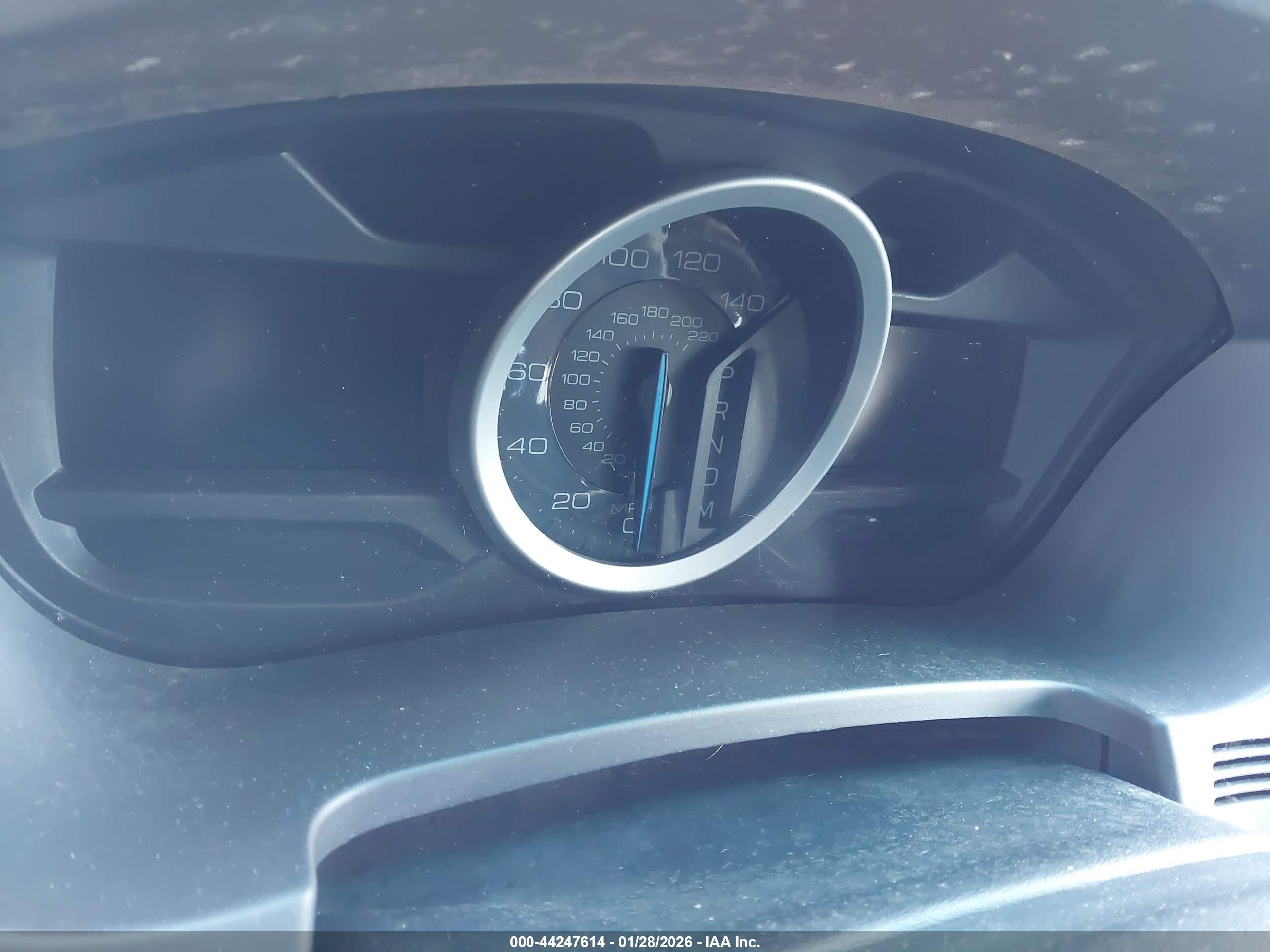 FORD EXPLORER image 7