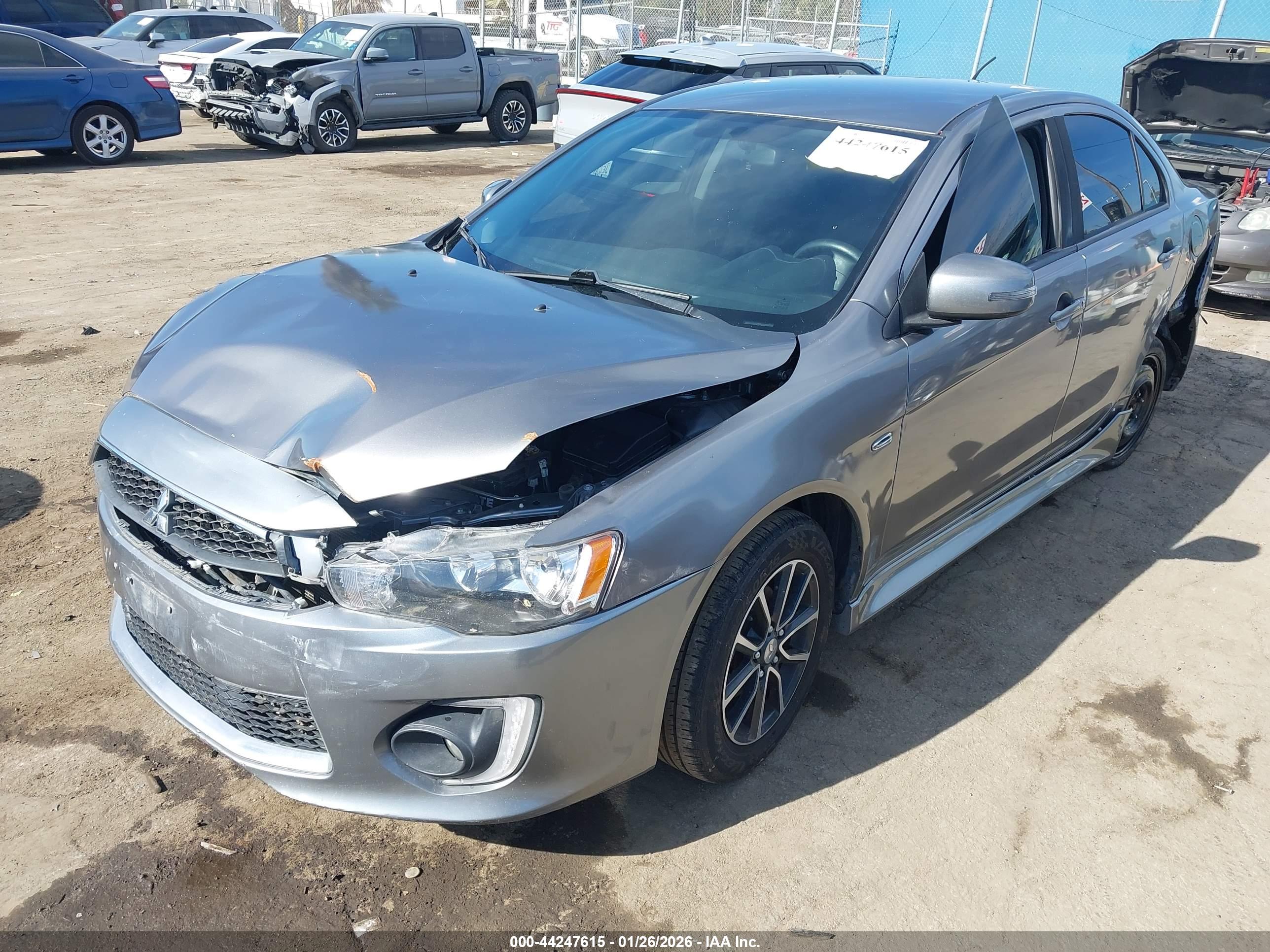 MITSUBISHI LANCER image 2