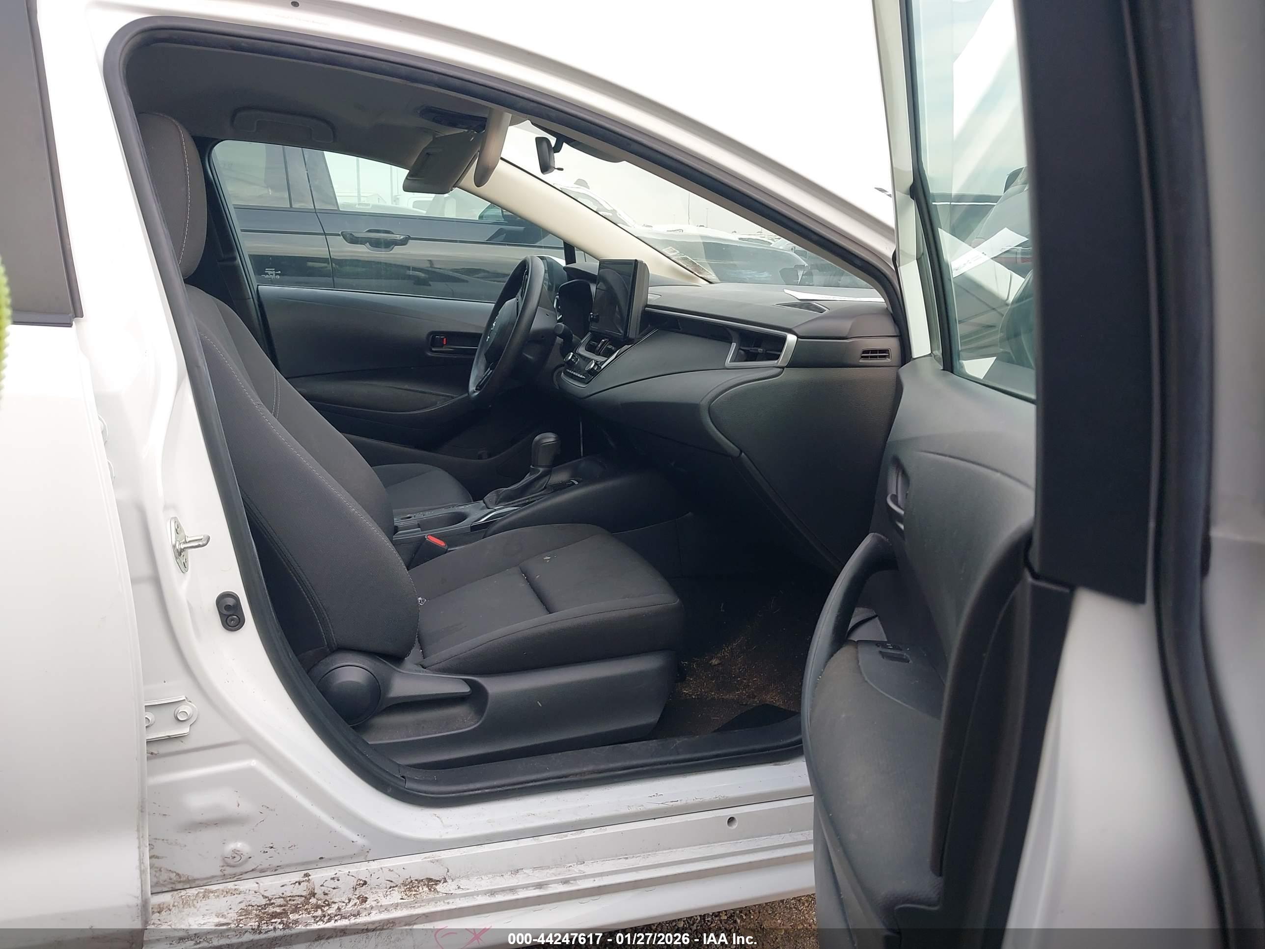 TOYOTA COROLLA image 5