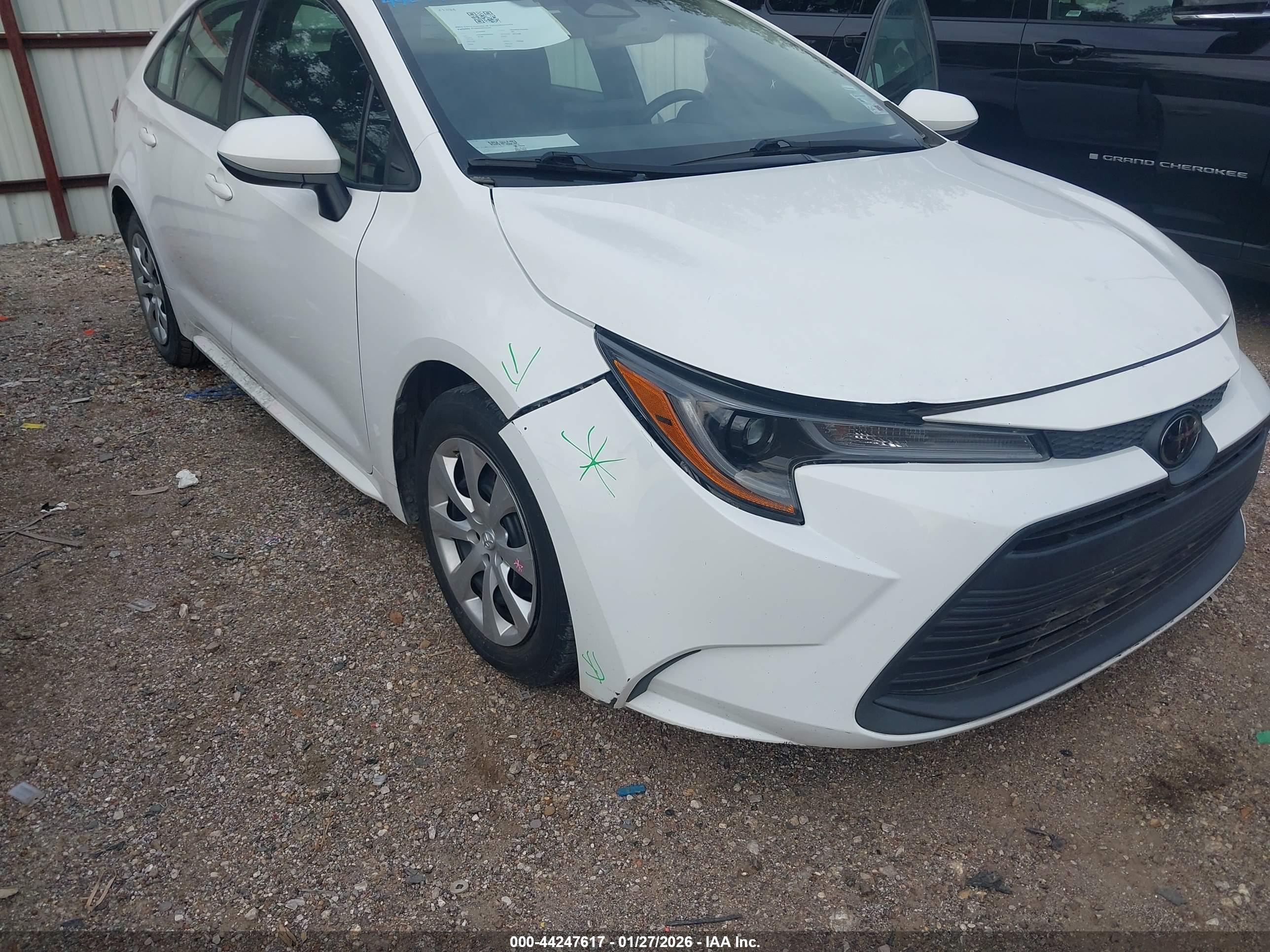 TOYOTA COROLLA image 6