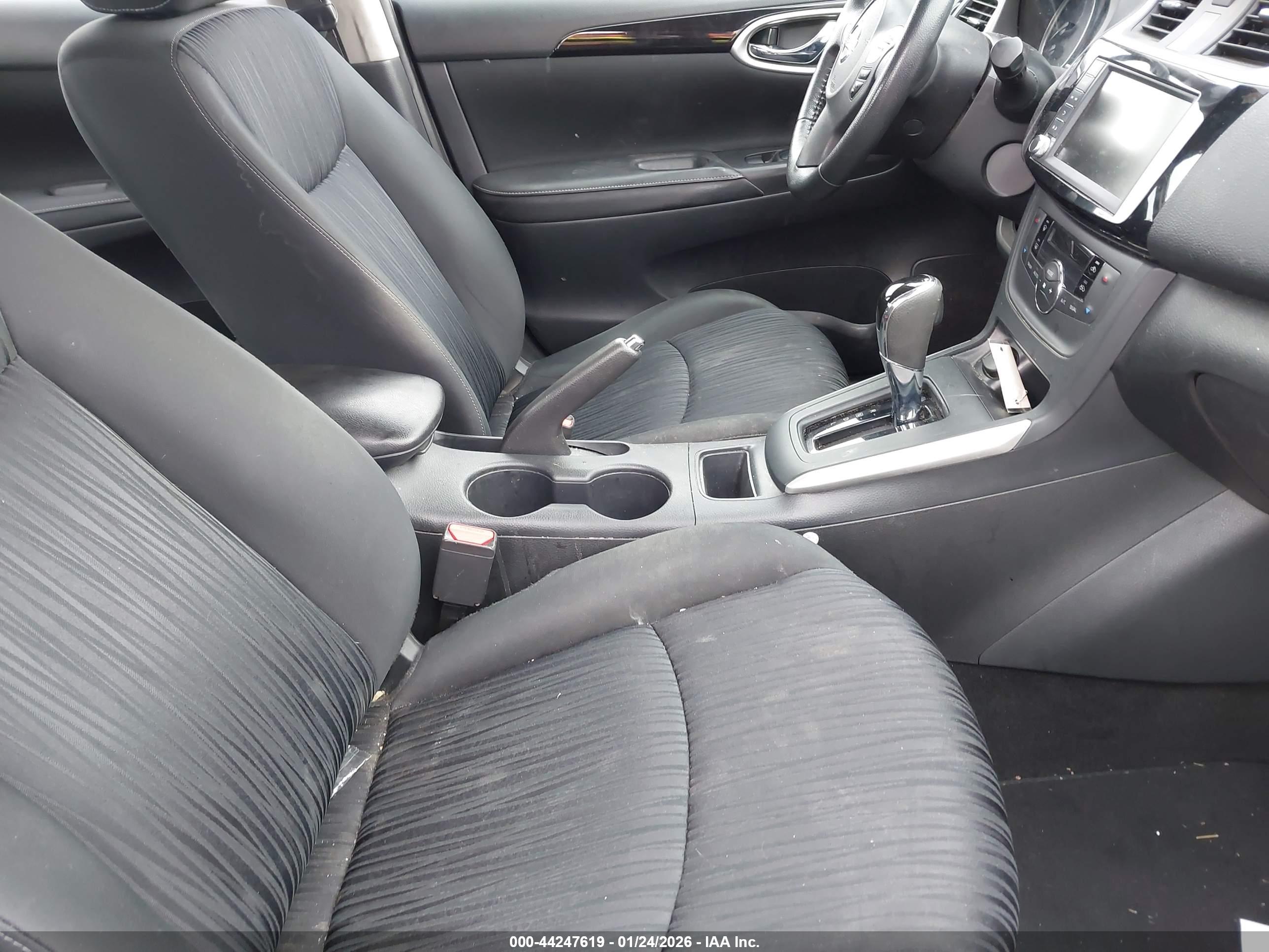 NISSAN SENTRA image 5