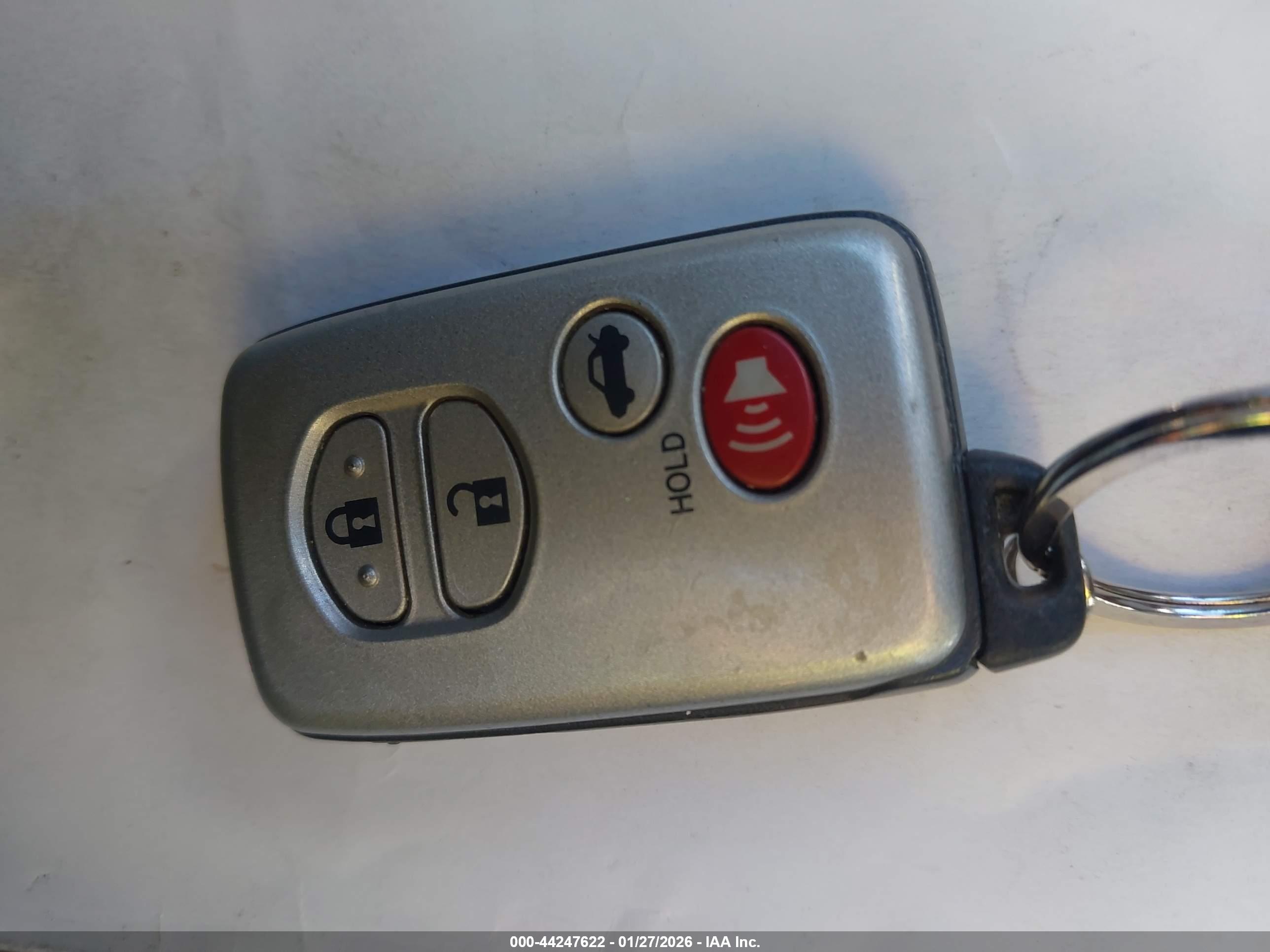 TOYOTA CAMRY image 11