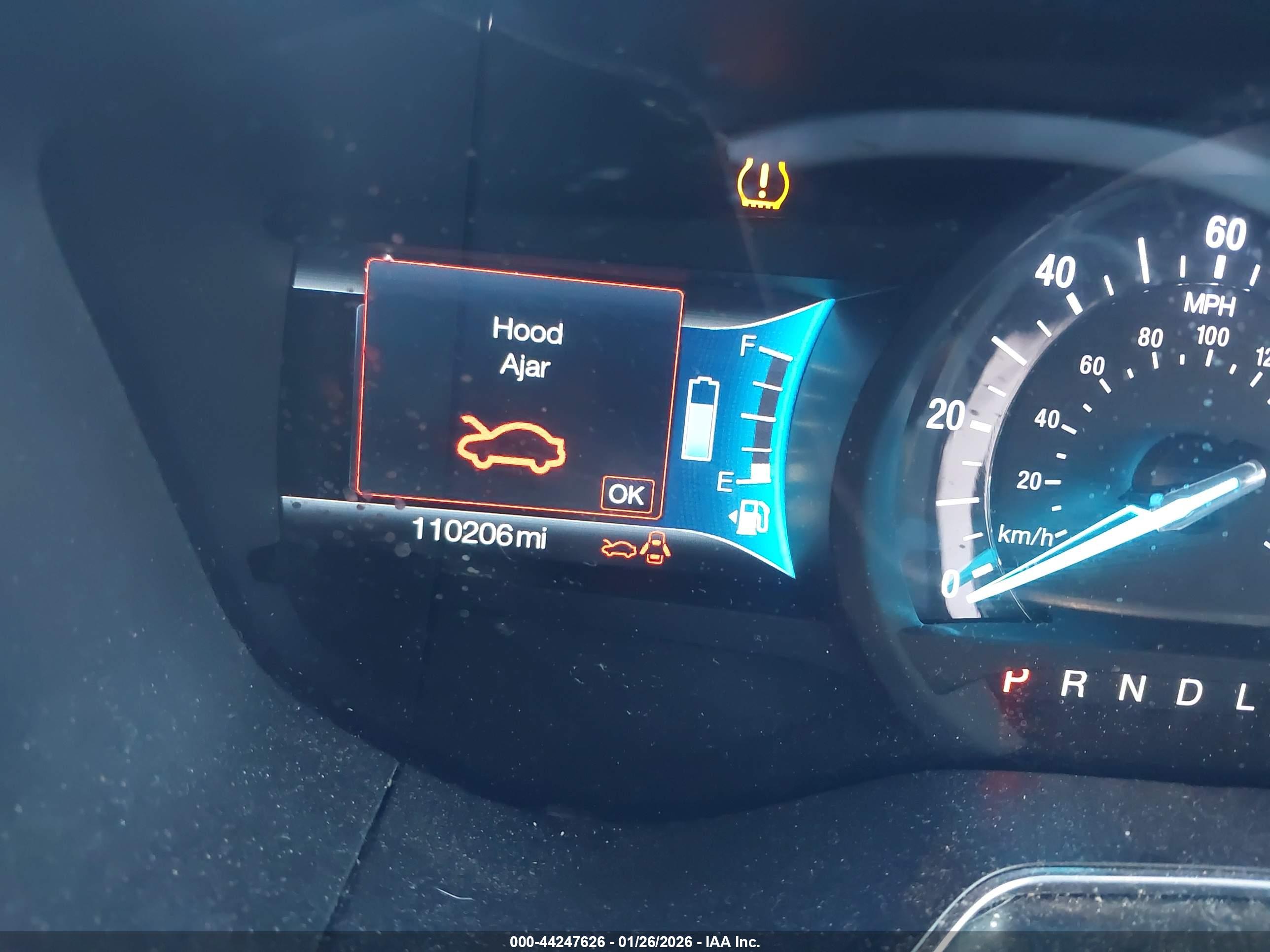 FORD FUSION image 7