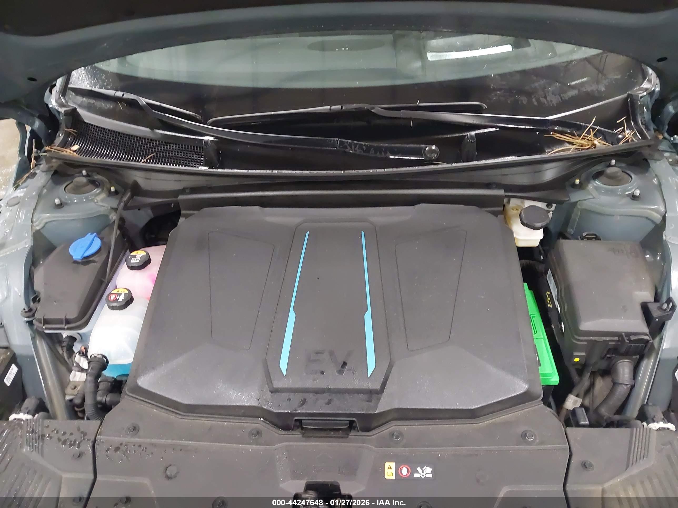 HYUNDAI IONIQ image 10