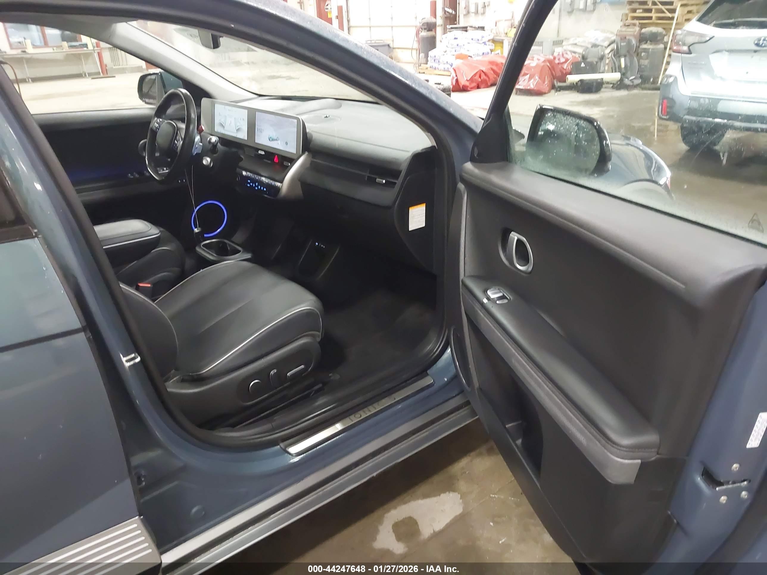 HYUNDAI IONIQ image 5