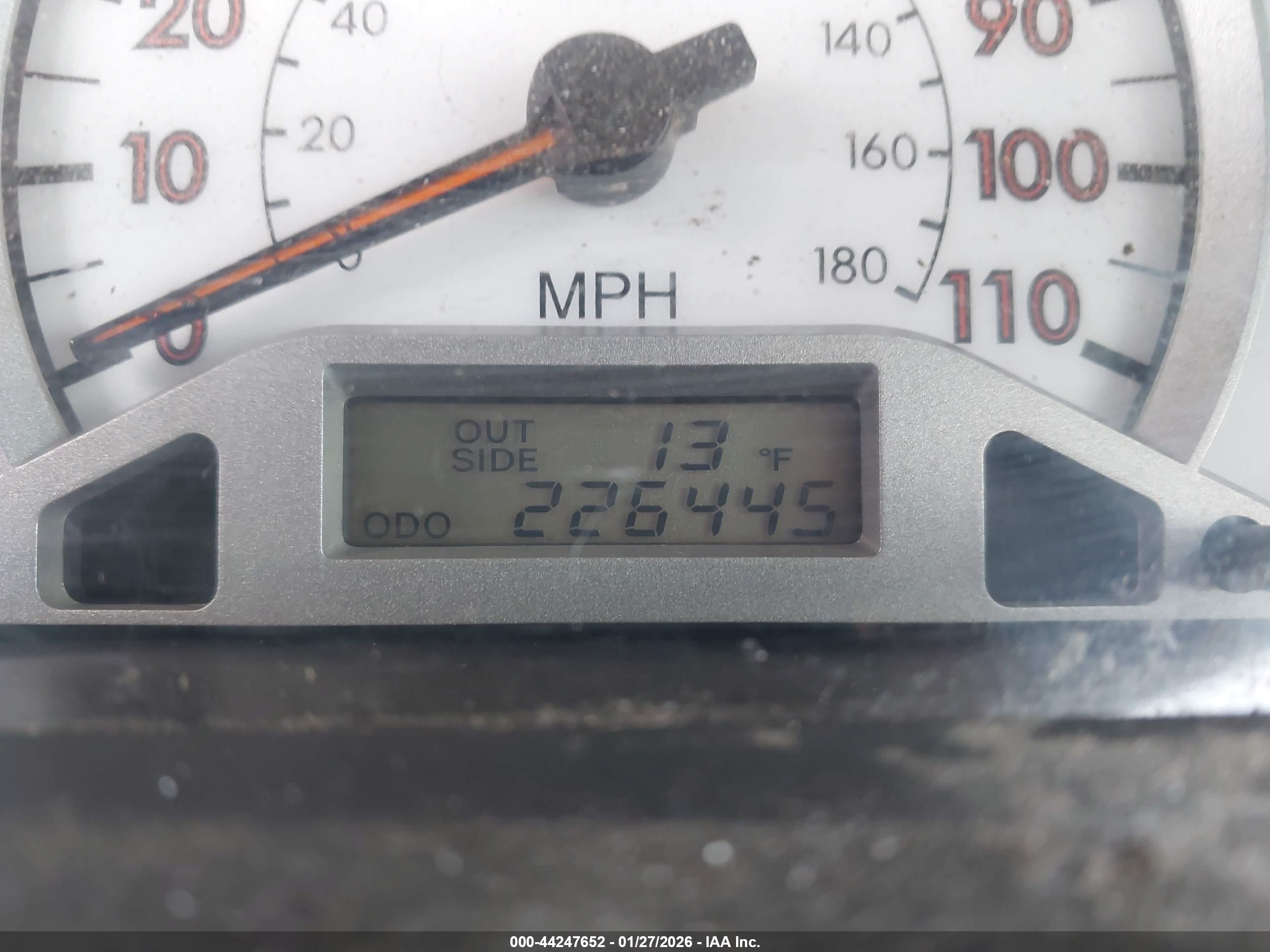 TOYOTA COROLLA image 7