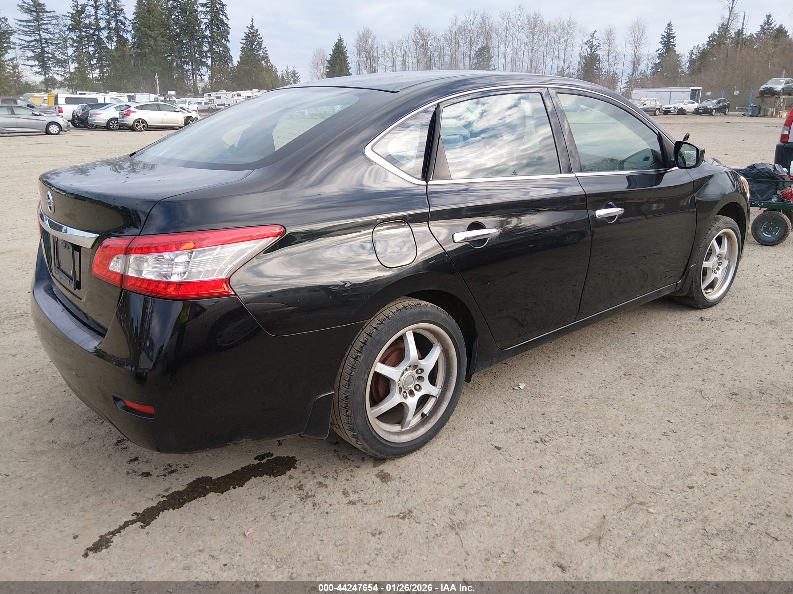 NISSAN SENTRA image 4