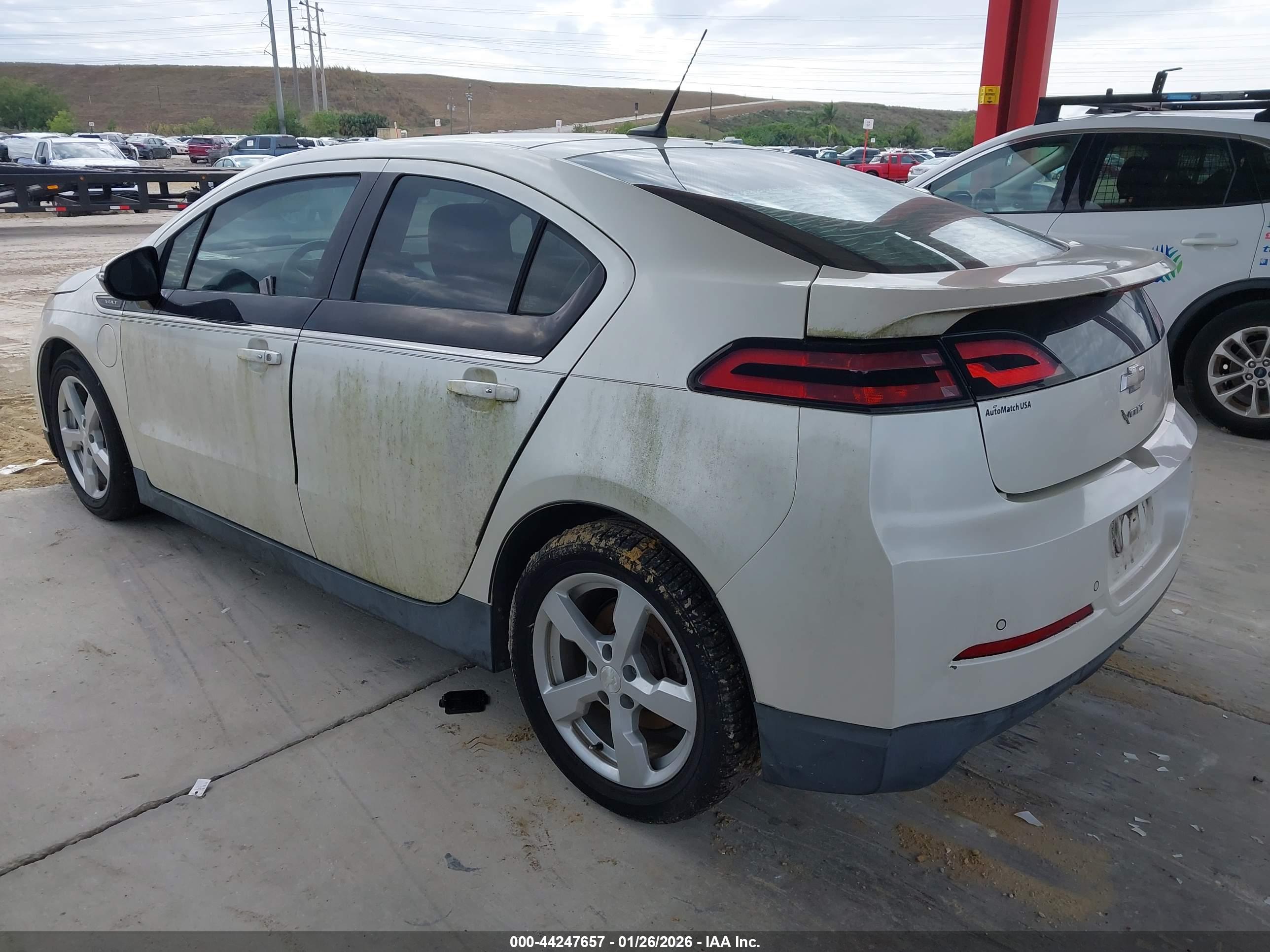 CHEVROLET VOLT image 3