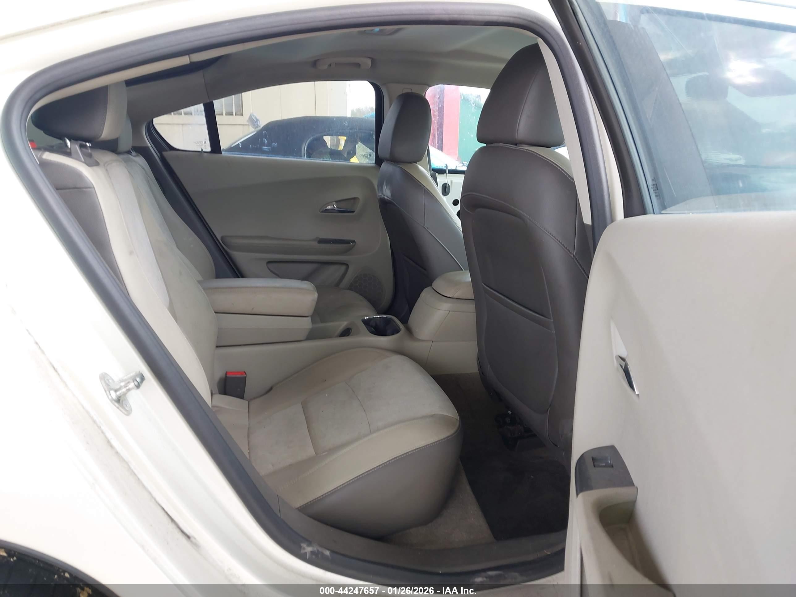 CHEVROLET VOLT image 8