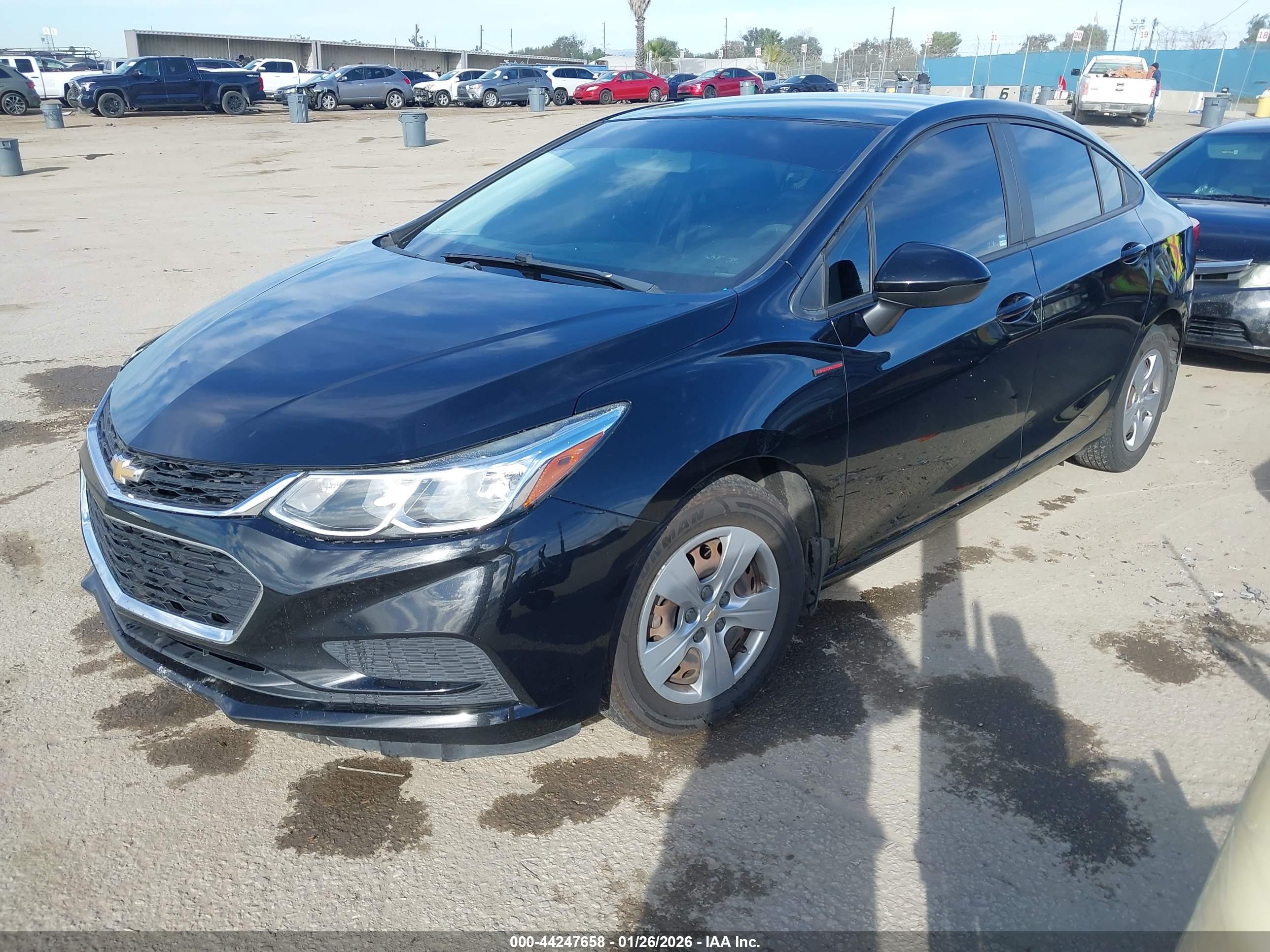 CHEVROLET CRUZE image 2