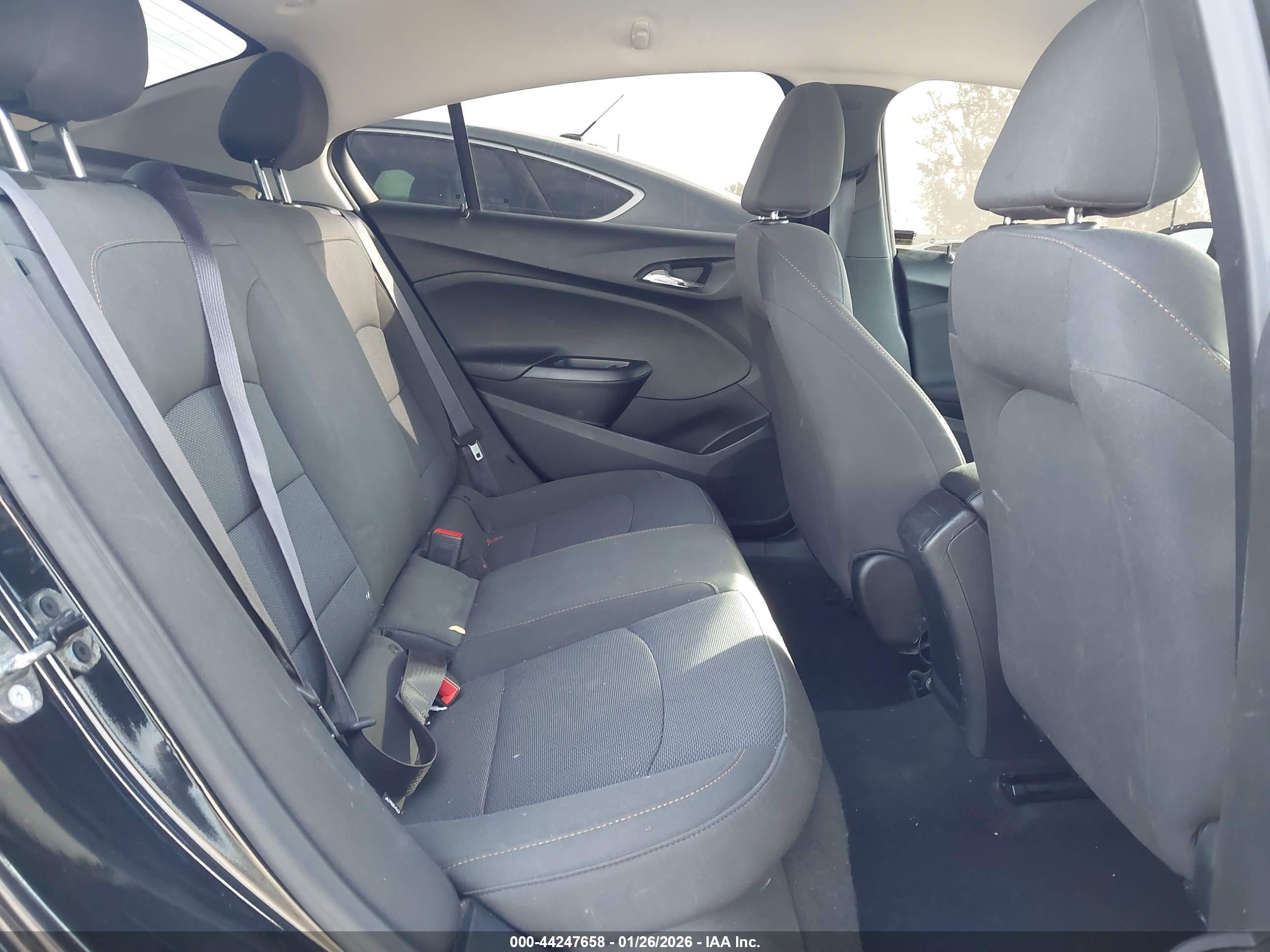 CHEVROLET CRUZE image 8