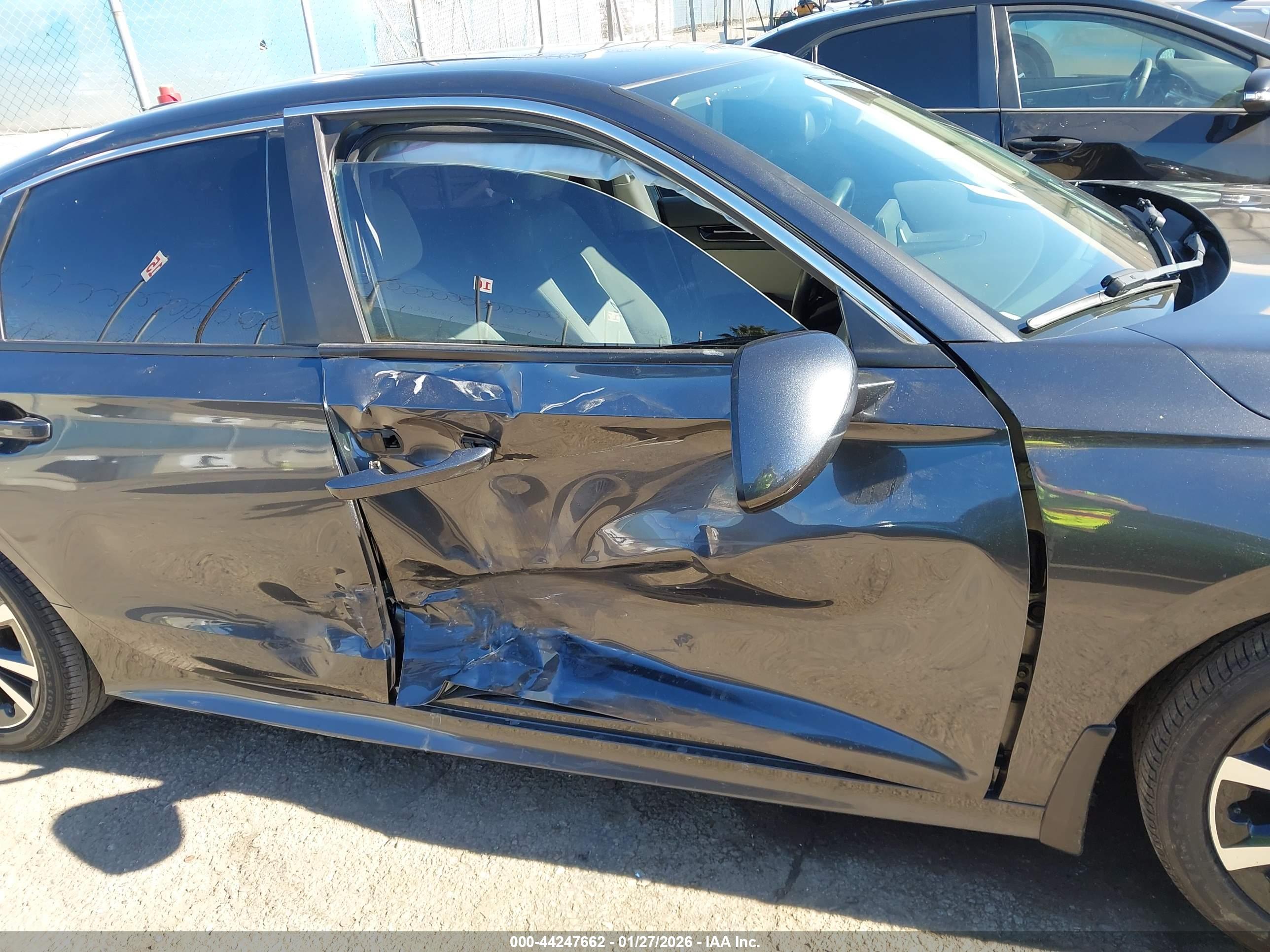 HONDA CIVIC image 6