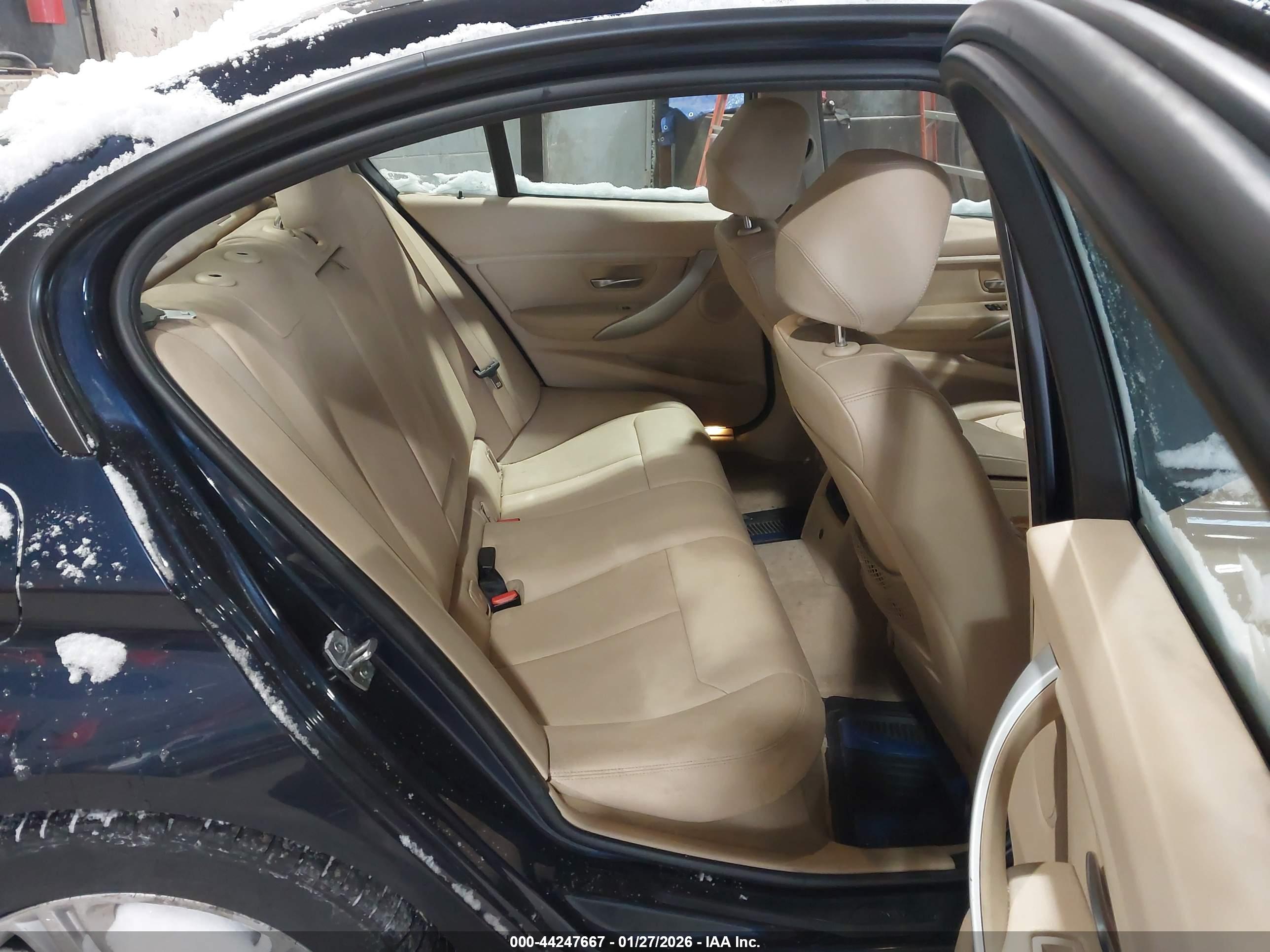 BMW 328I image 8