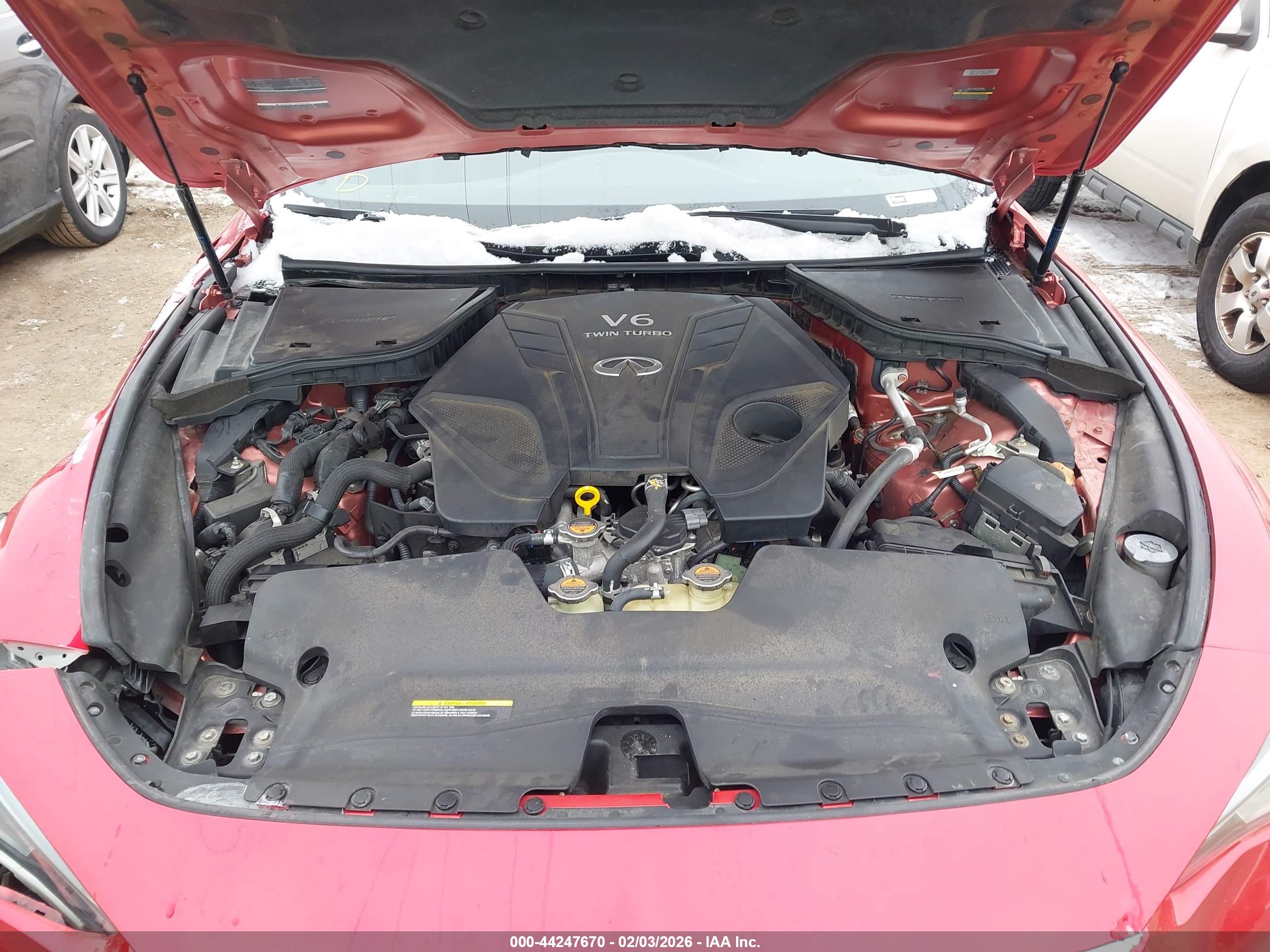 INFINITI Q60 image 10